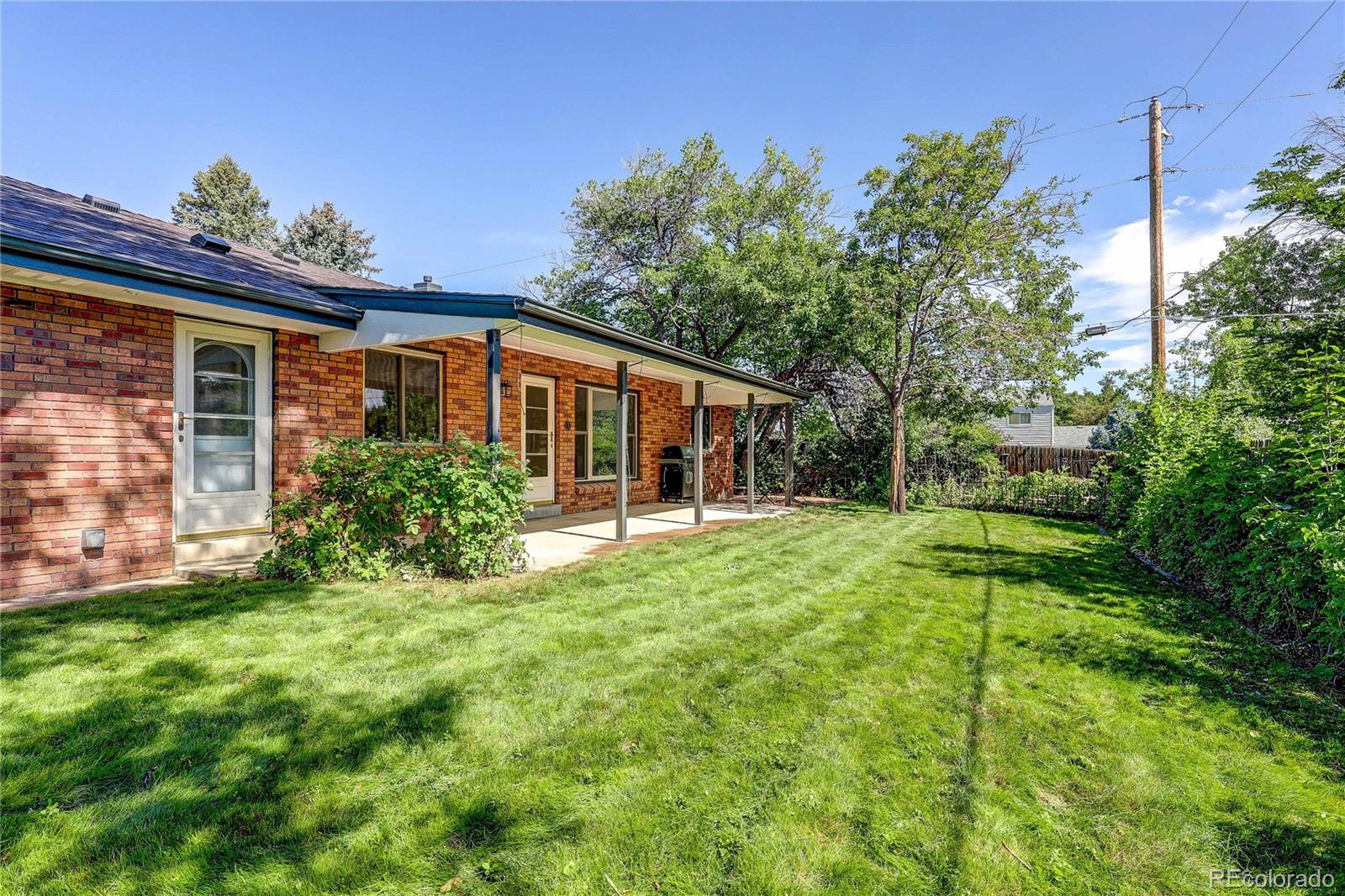 MLS Image #41 for 3304 s valentia court,denver, Colorado