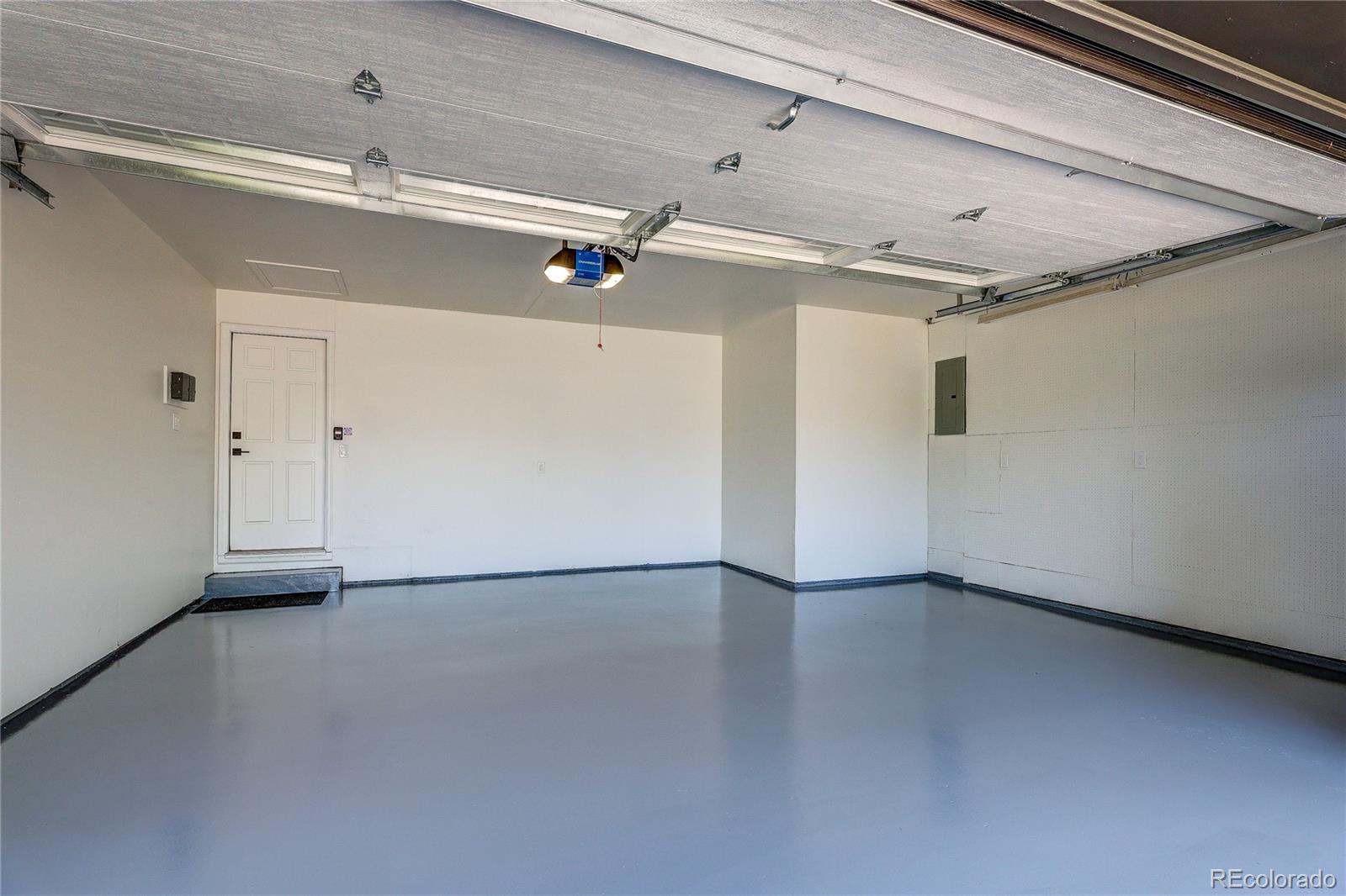 MLS Image #46 for 3304 s valentia court,denver, Colorado