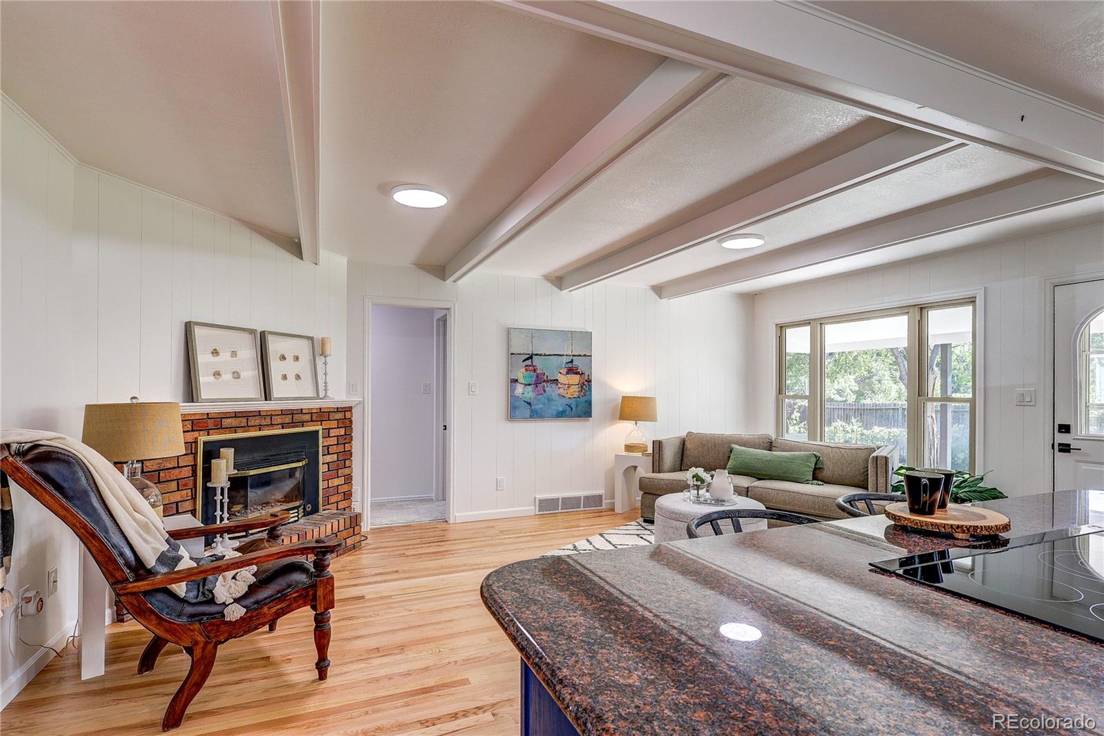 MLS Image #9 for 3304 s valentia court,denver, Colorado