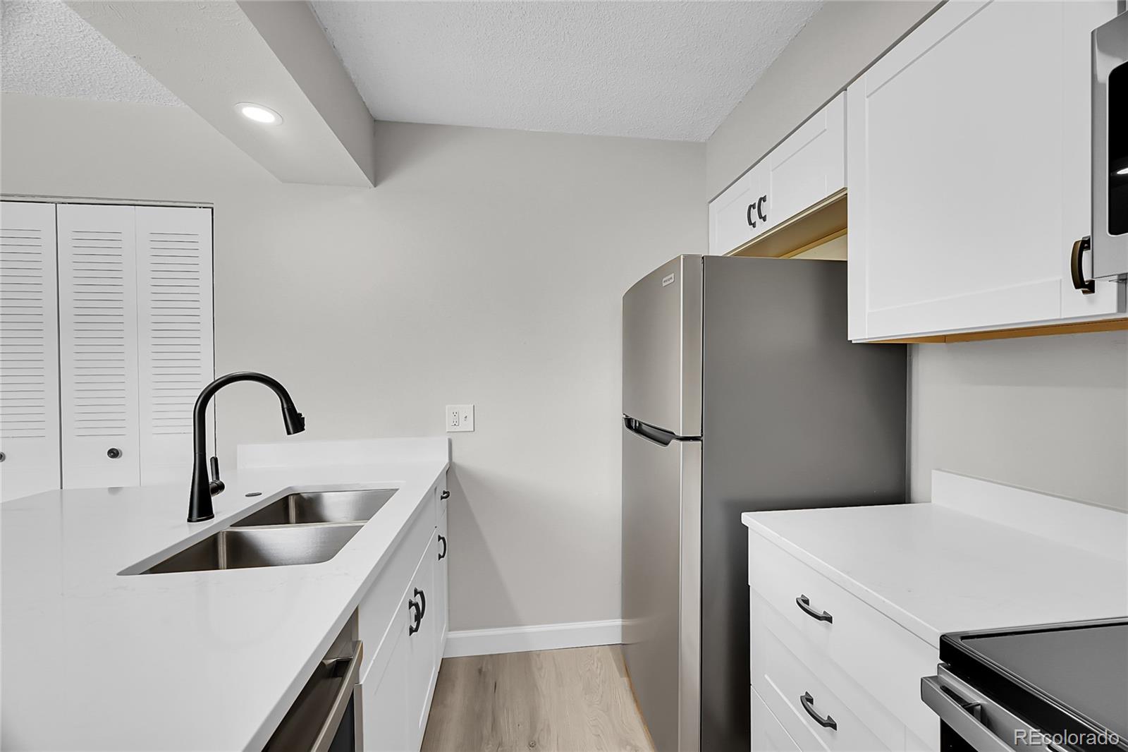 MLS Image #8 for 7309 w hampden avenue,lakewood, Colorado