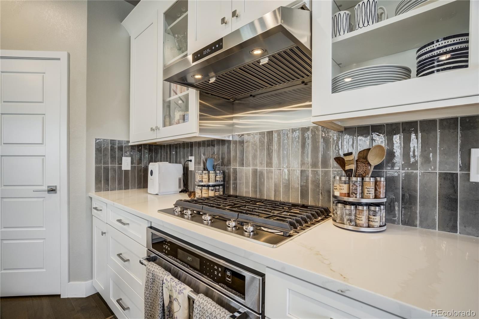 MLS Image #5 for 4621 s kipling circle,littleton, Colorado