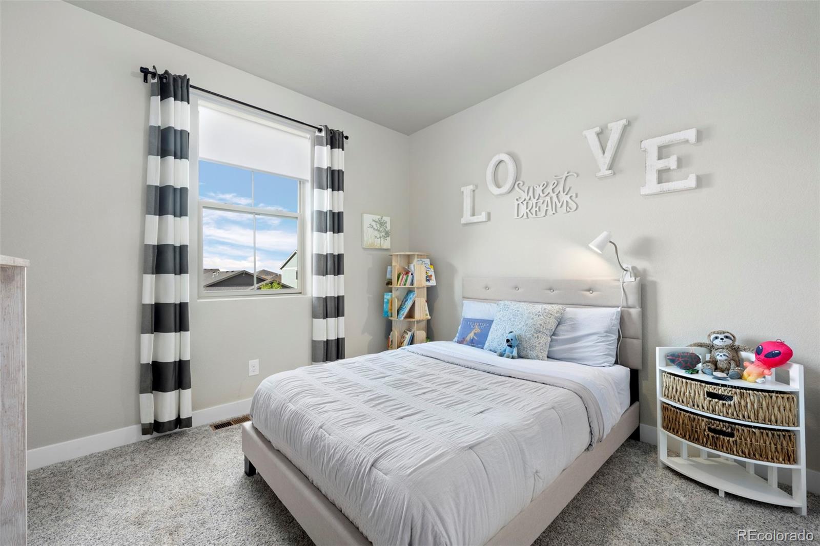 MLS Image #31 for 26786 e bayaud avenue,aurora, Colorado