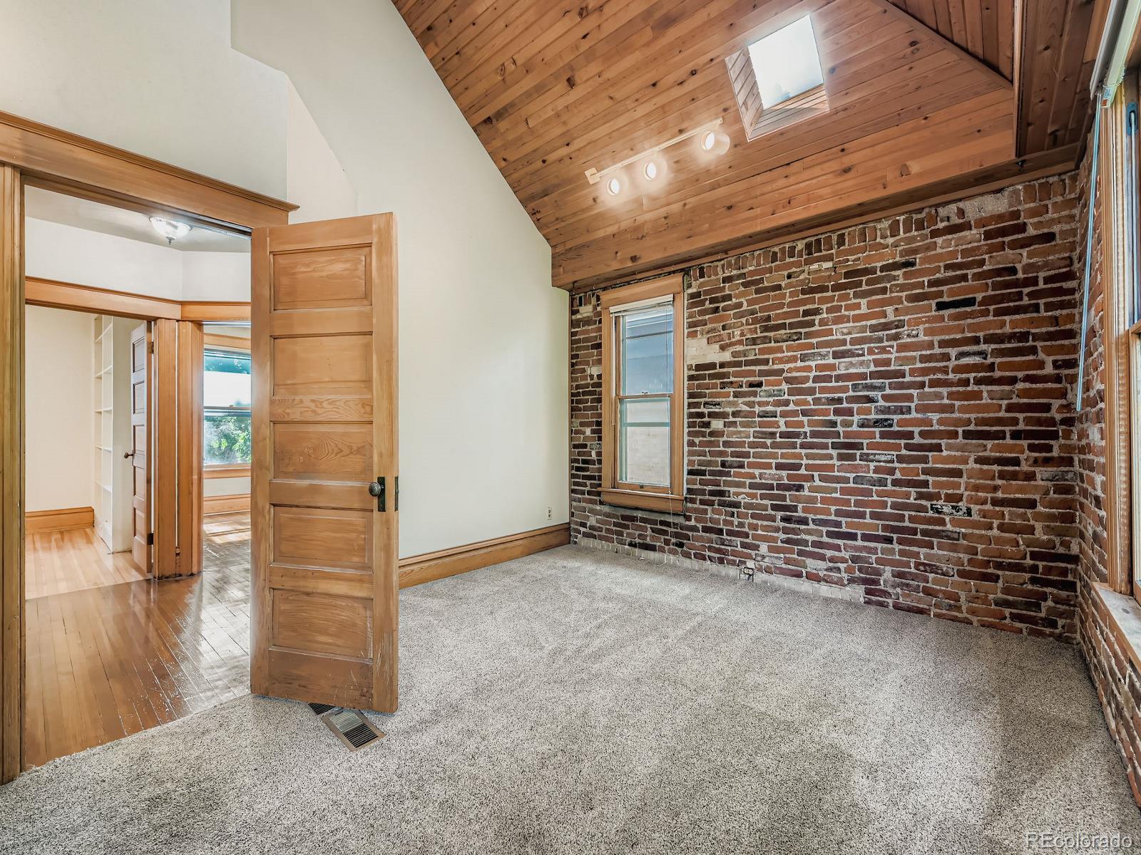 MLS Image #12 for 1467  saint paul street,denver, Colorado