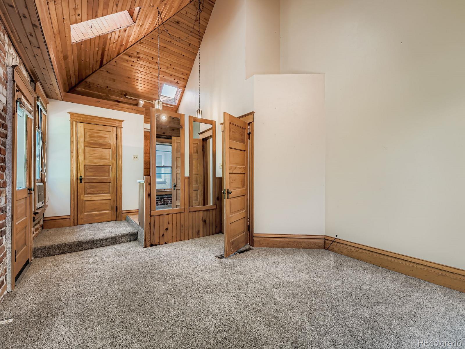 MLS Image #14 for 1467  saint paul street,denver, Colorado