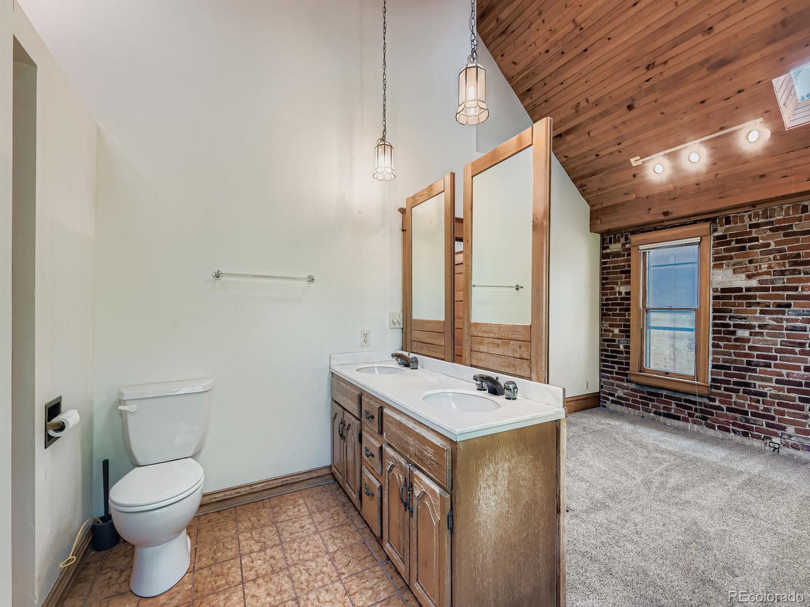 MLS Image #15 for 1467  saint paul street,denver, Colorado
