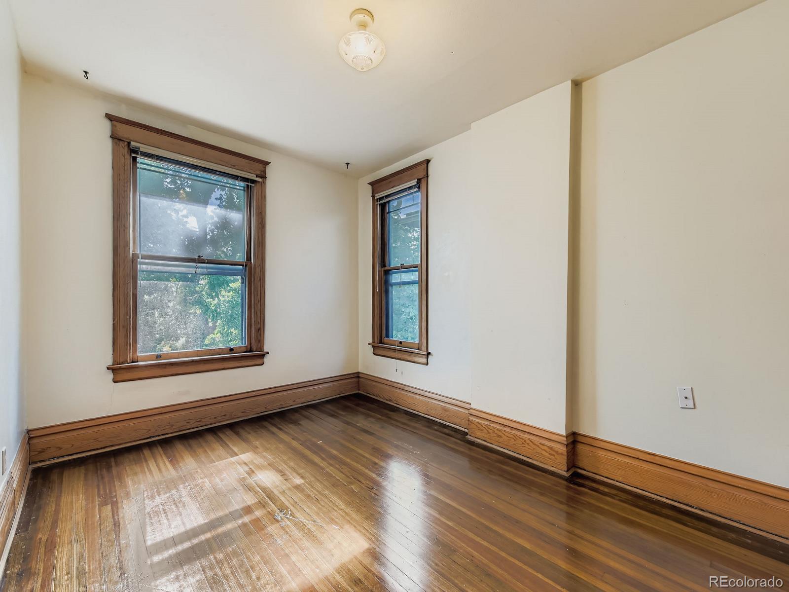 MLS Image #16 for 1467  saint paul street,denver, Colorado