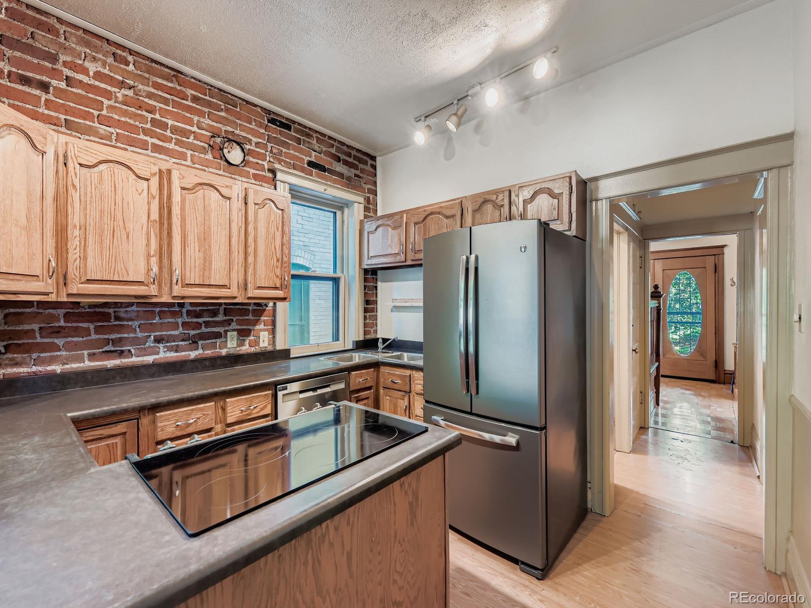 MLS Image #8 for 1467  saint paul street,denver, Colorado