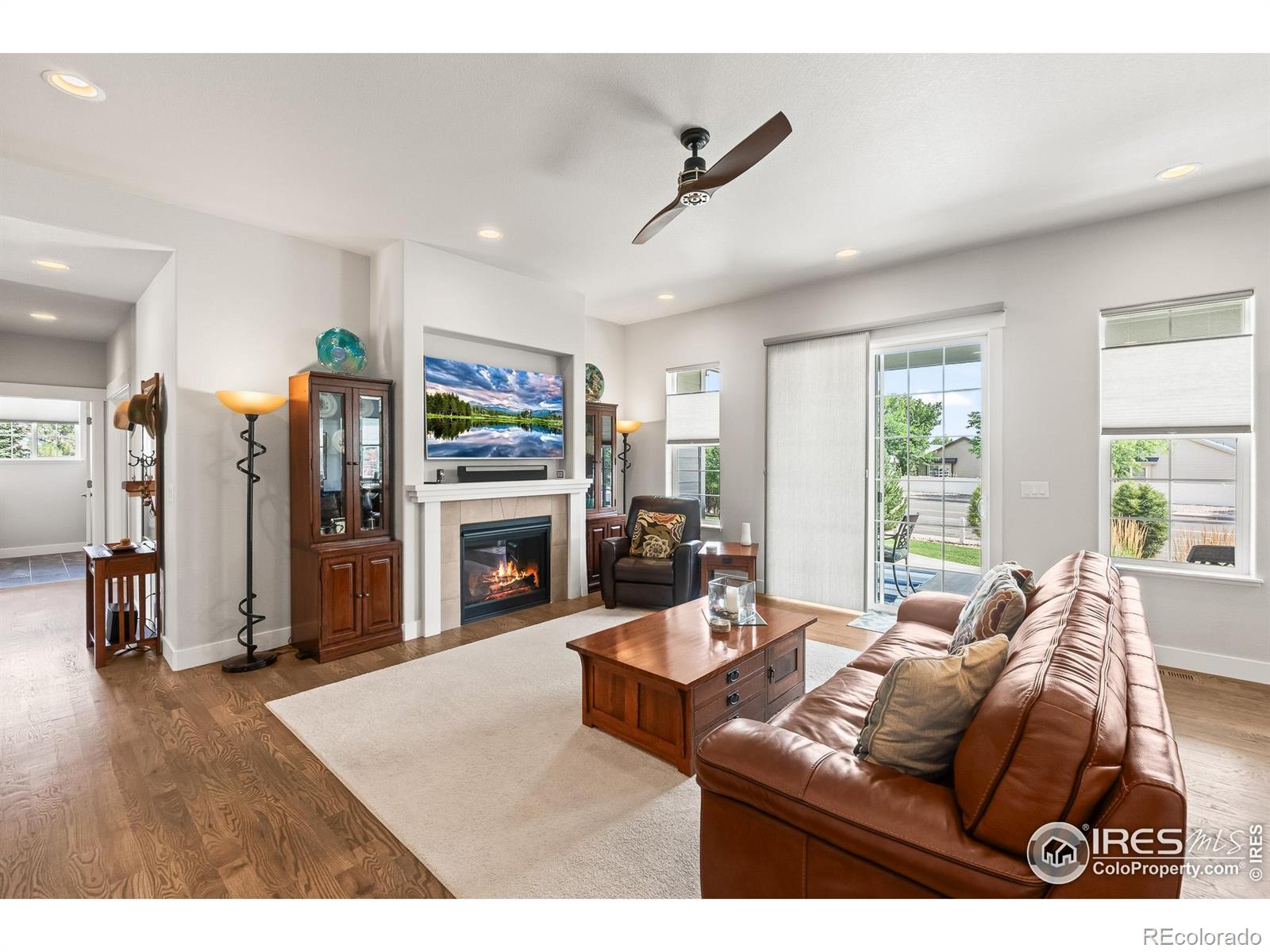 MLS Image #14 for 401  cascade court,johnstown, Colorado
