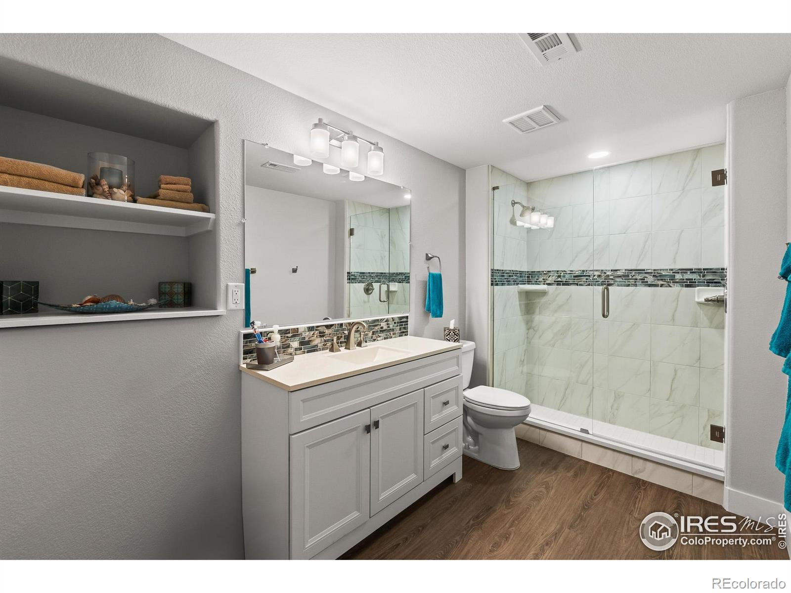 MLS Image #27 for 401  cascade court,johnstown, Colorado