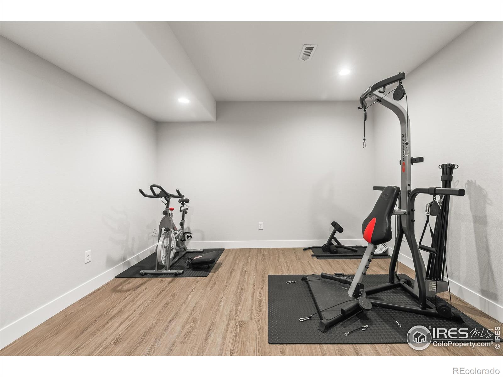MLS Image #28 for 401  cascade court,johnstown, Colorado