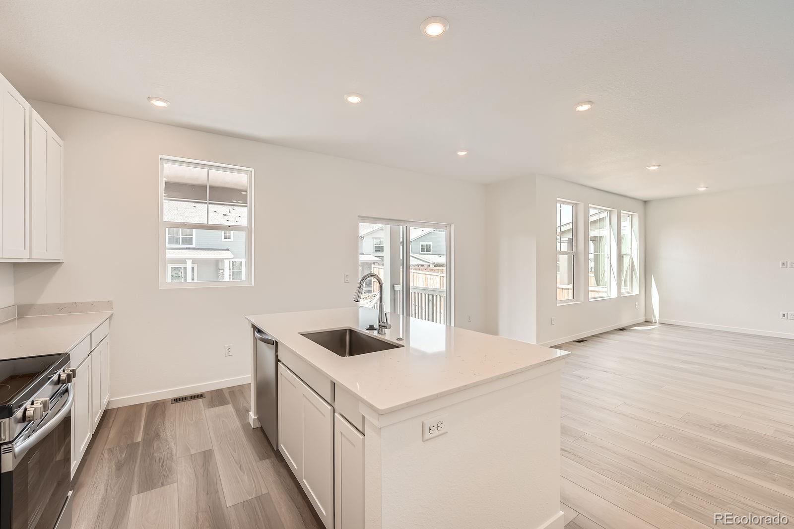 MLS Image #4 for 28674 e 7th avenue,watkins, Colorado