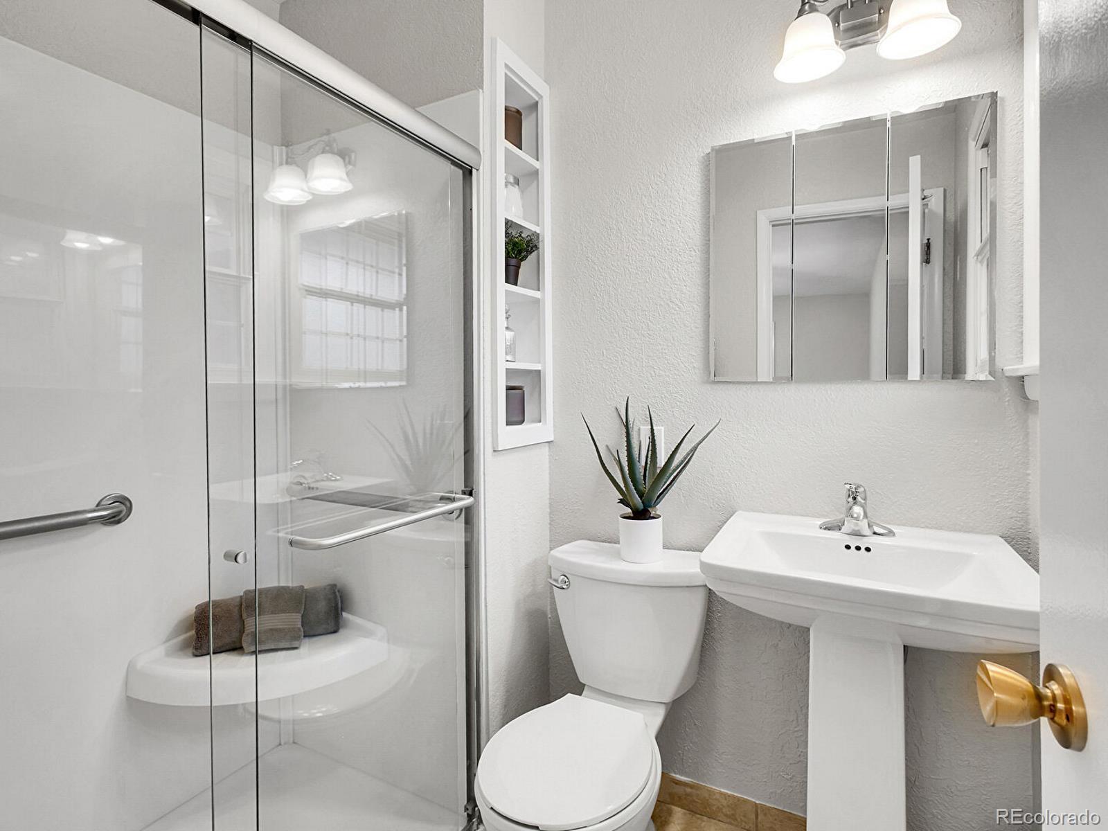 MLS Image #22 for 5895 w plymouth drive,littleton, Colorado