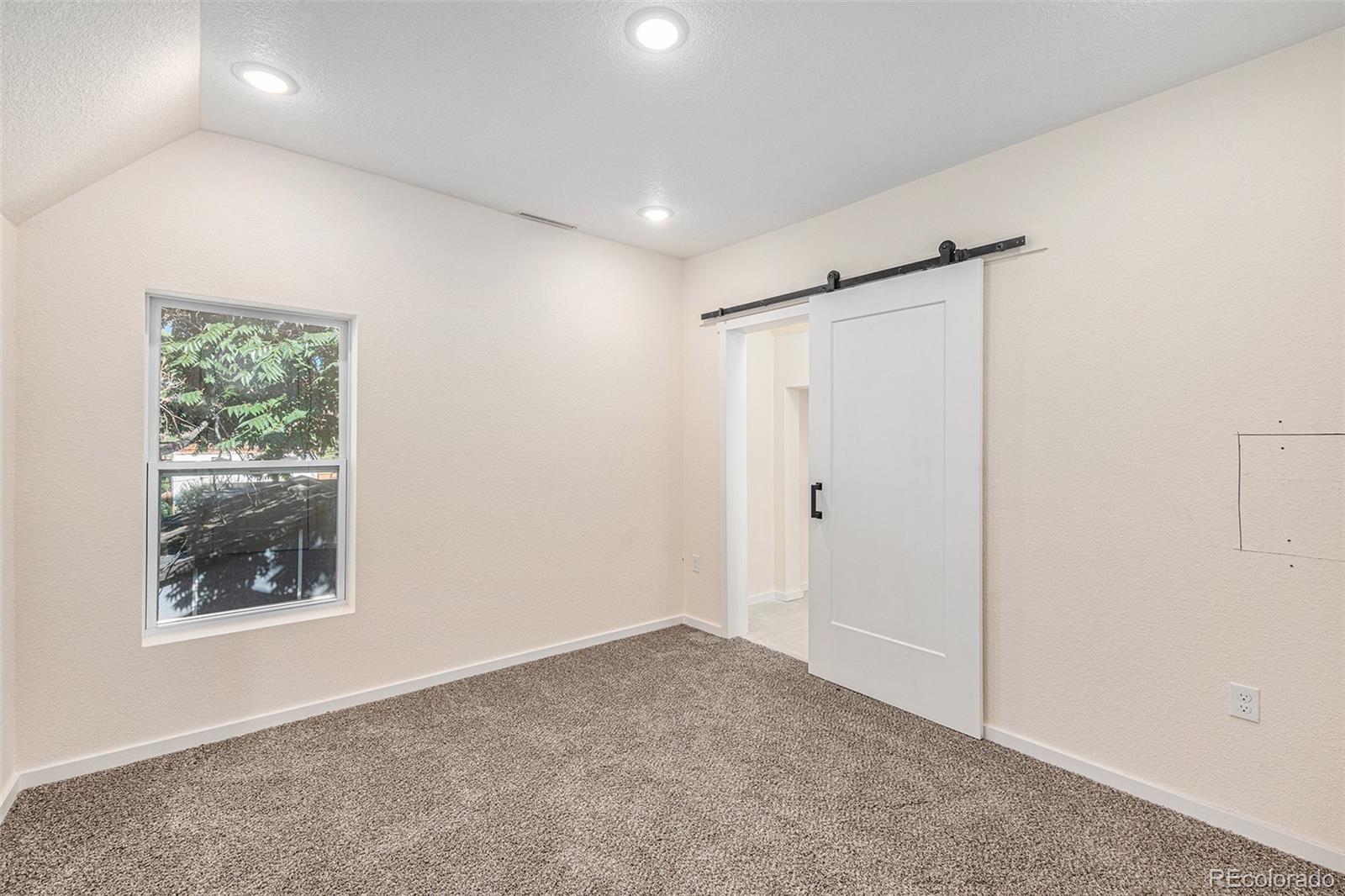 MLS Image #15 for 2328 n race street,denver, Colorado