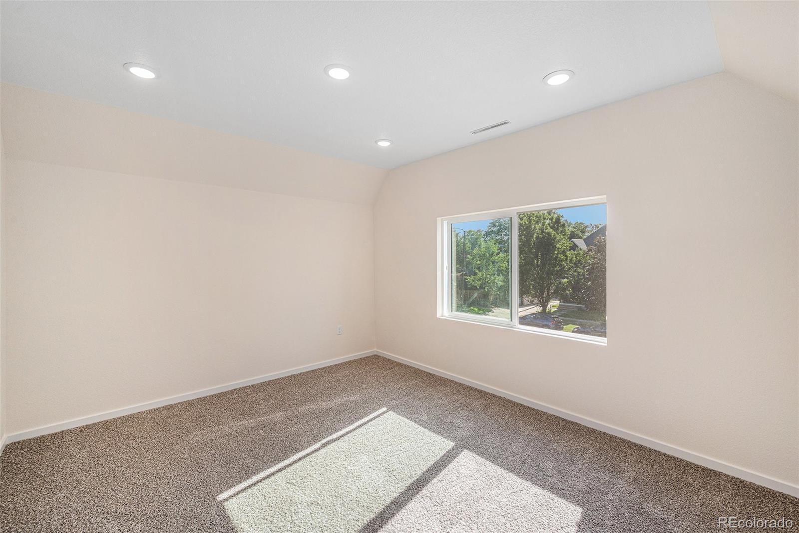 MLS Image #17 for 2328 n race street,denver, Colorado