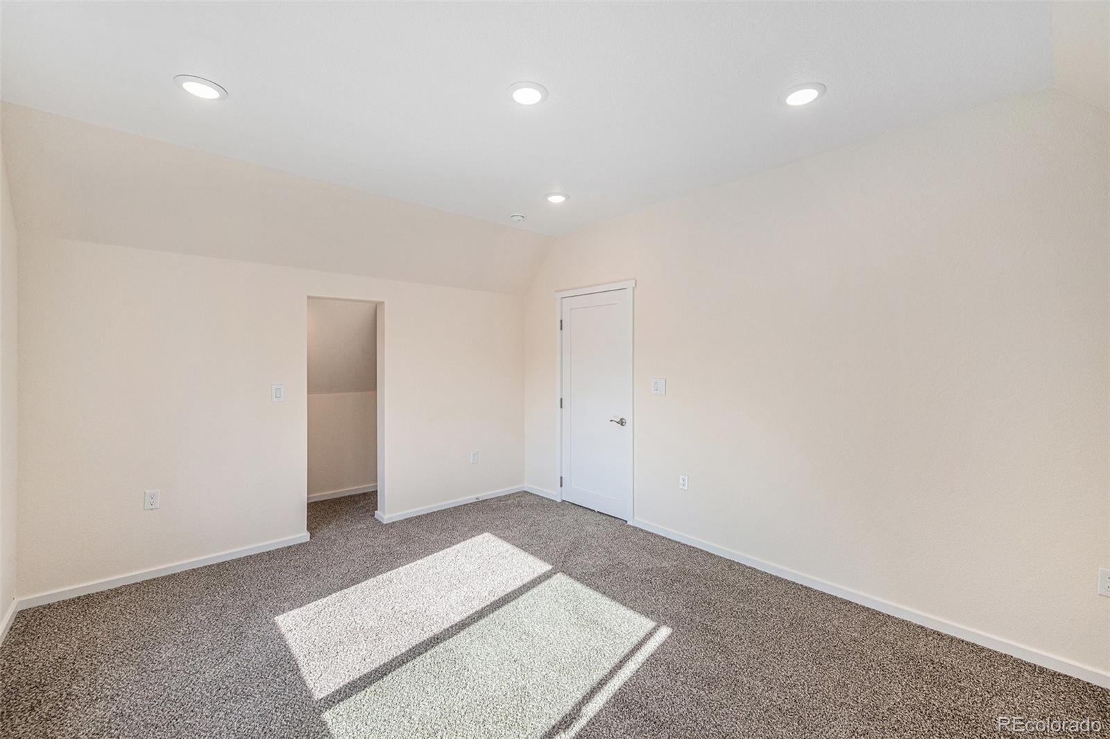 MLS Image #18 for 2328 n race street,denver, Colorado