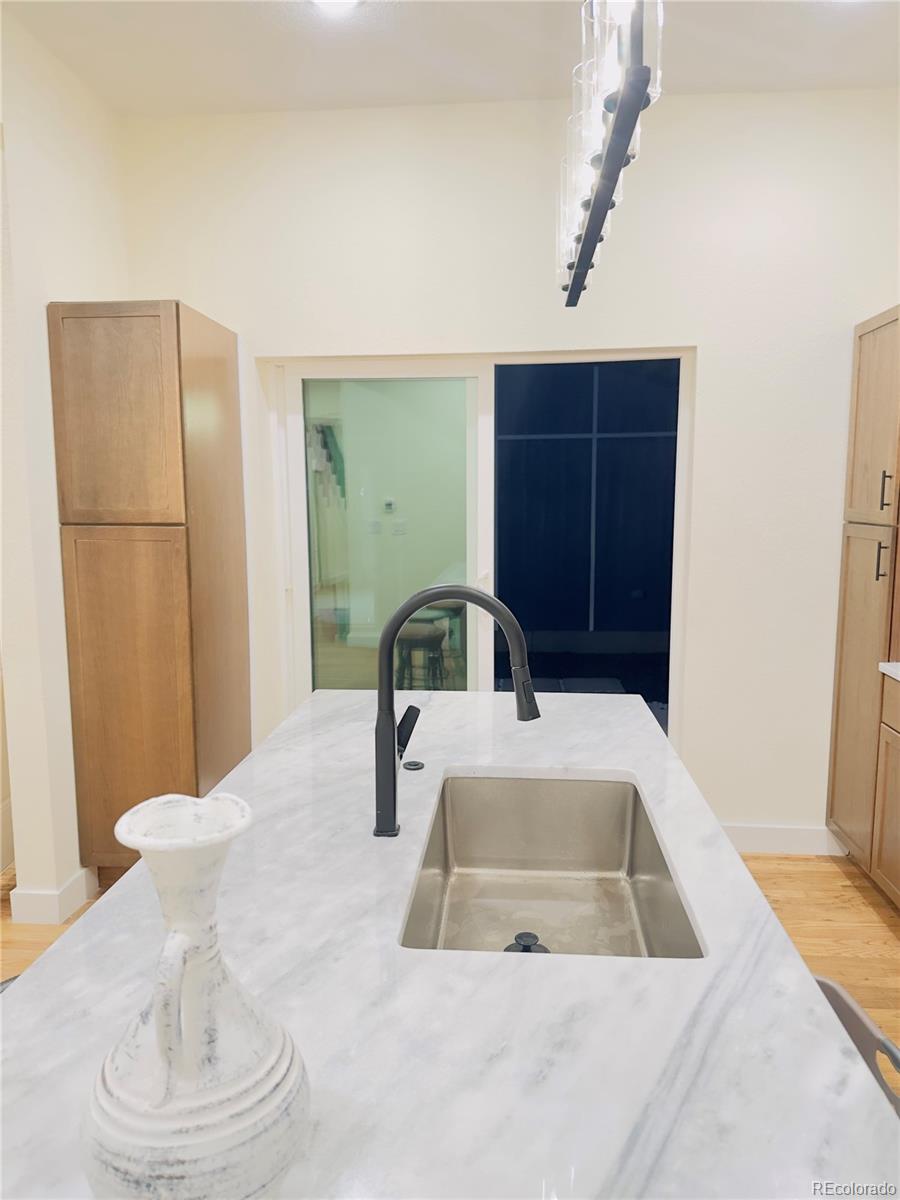 MLS Image #7 for 2328 n race street,denver, Colorado