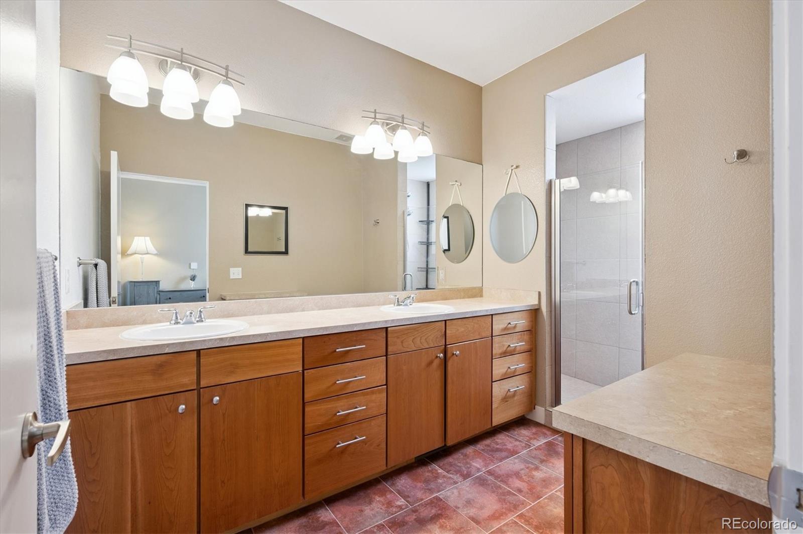 MLS Image #17 for 2378 s wheeling circle,aurora, Colorado