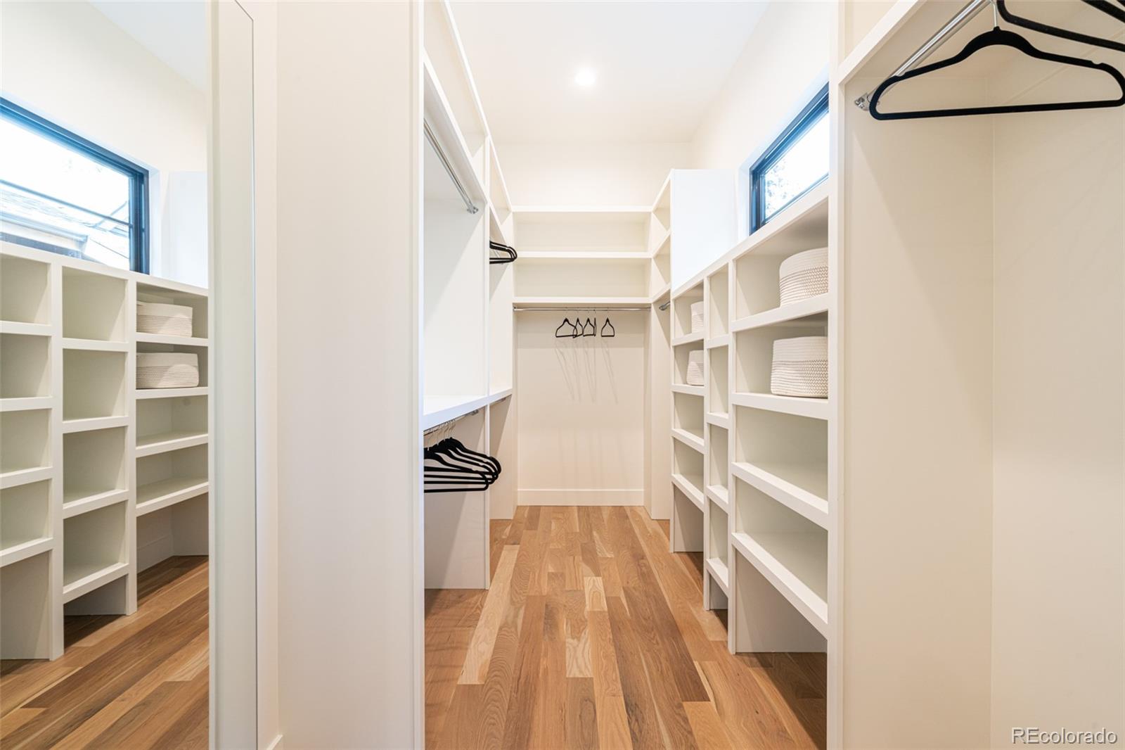 MLS Image #21 for 1158 s vine street,denver, Colorado