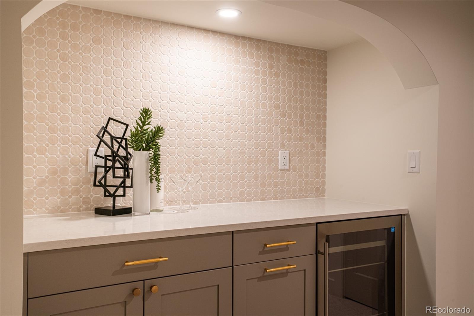 MLS Image #25 for 1158 s vine street,denver, Colorado