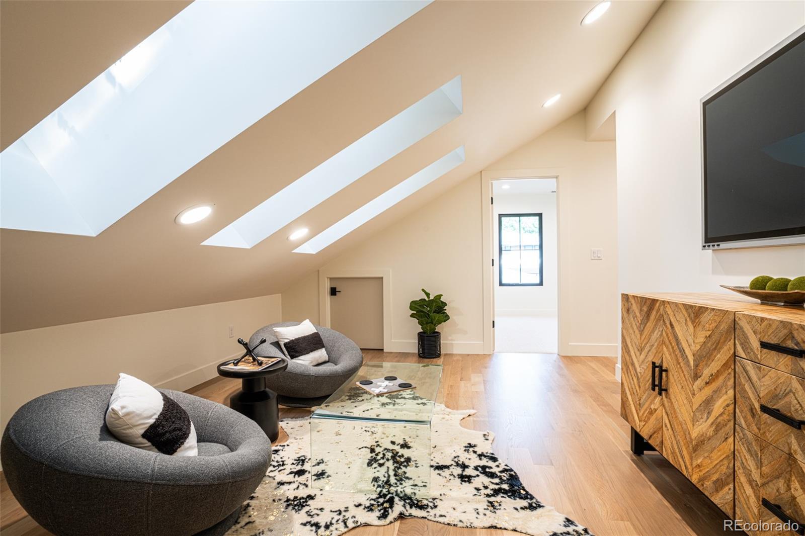MLS Image #28 for 1158 s vine street,denver, Colorado