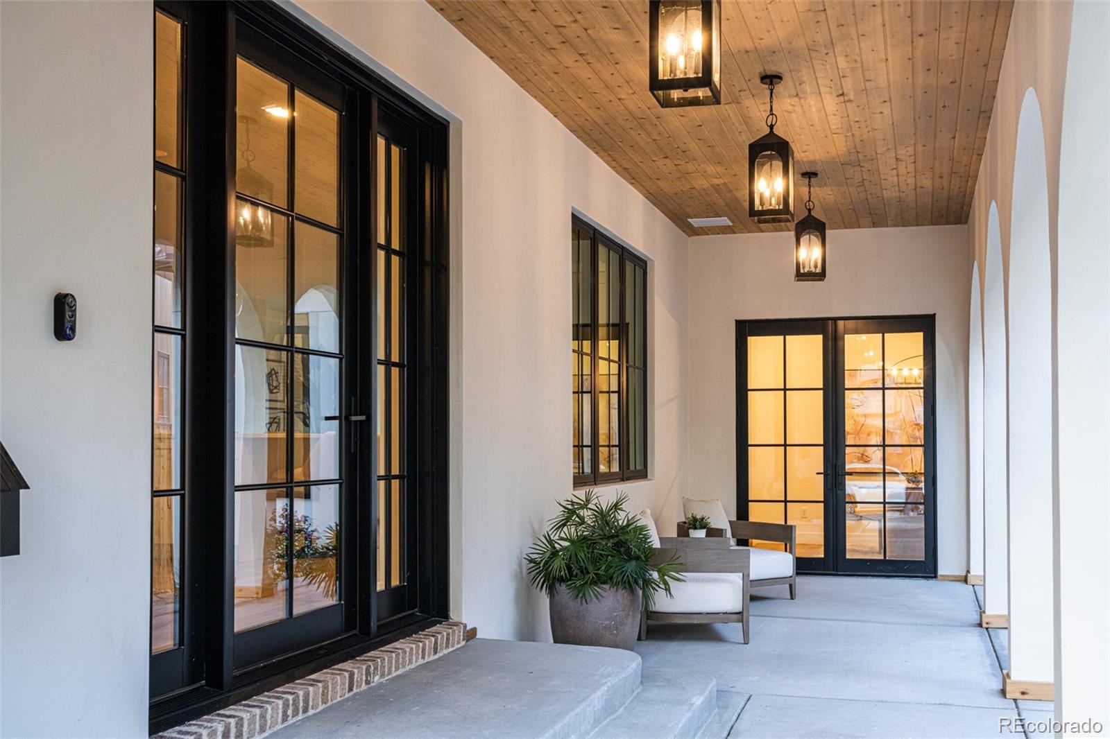 MLS Image #3 for 1158 s vine street,denver, Colorado