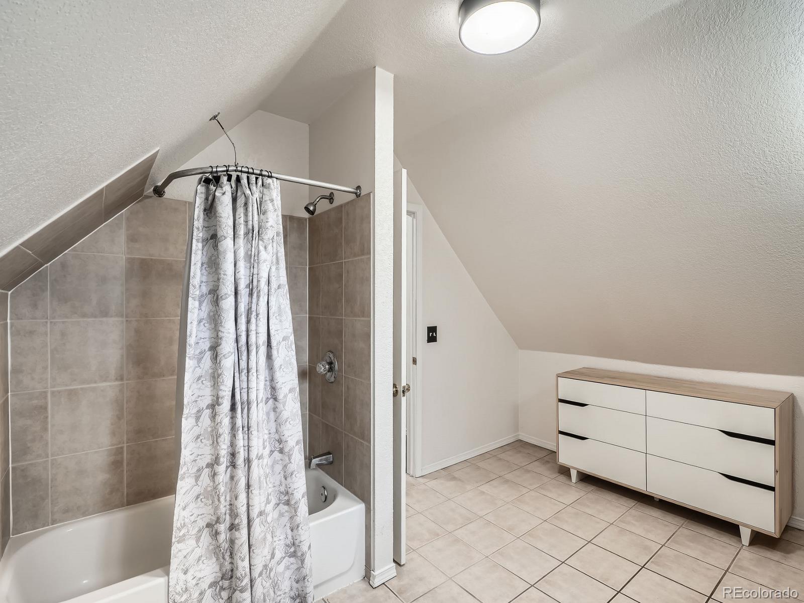 MLS Image #22 for 3310 n gilpin street,denver, Colorado