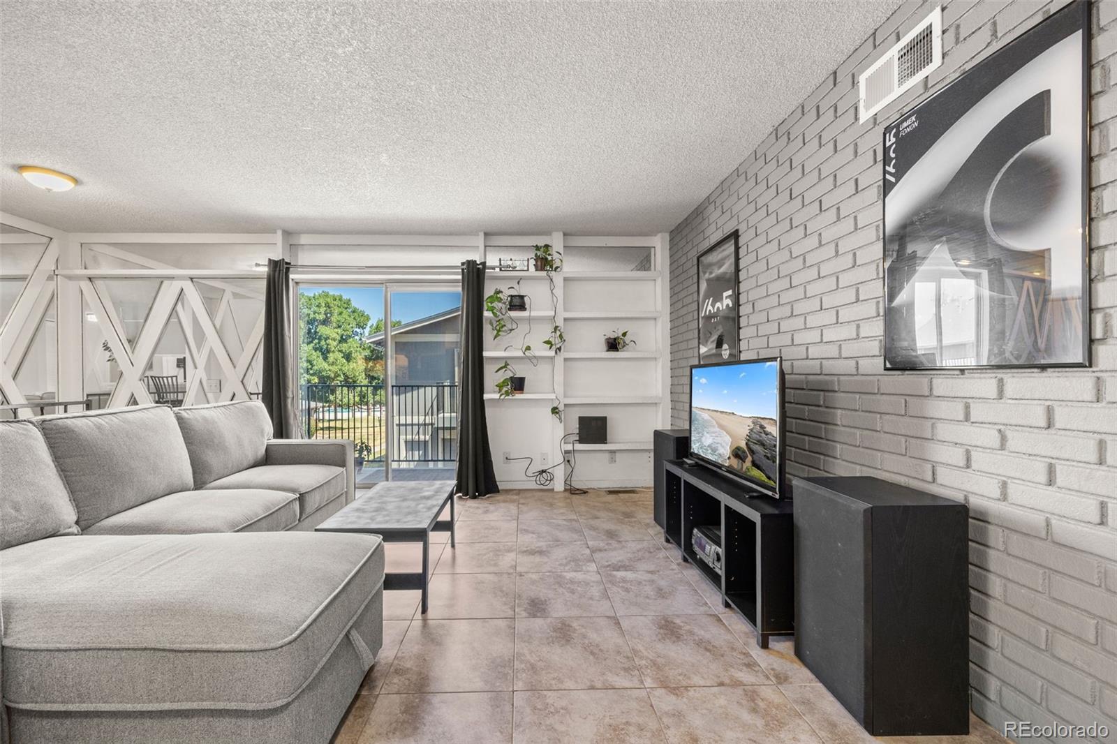 MLS Image #4 for 13197 e louisiana avenue,aurora, Colorado