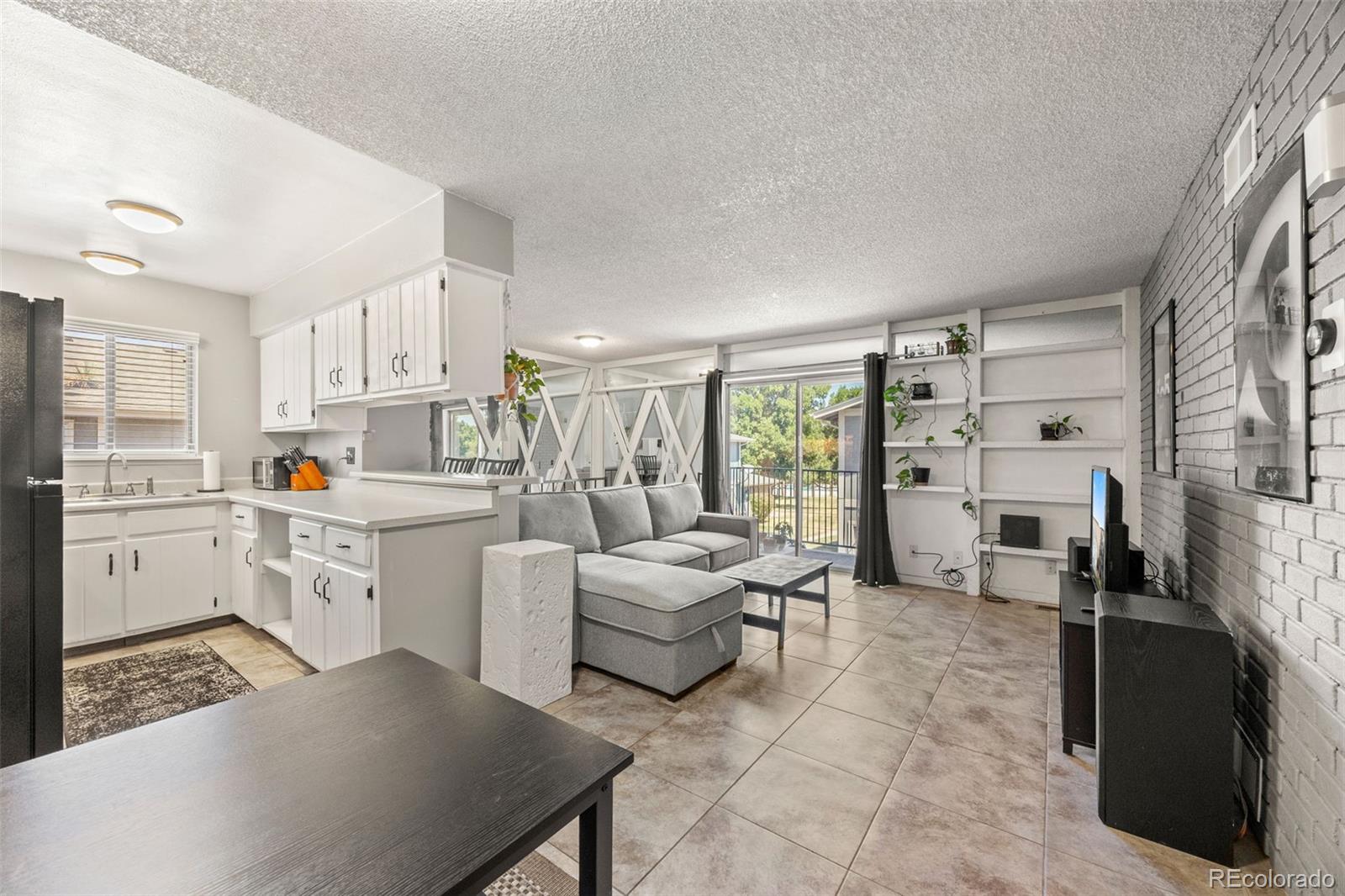 MLS Image #7 for 13197 e louisiana avenue,aurora, Colorado