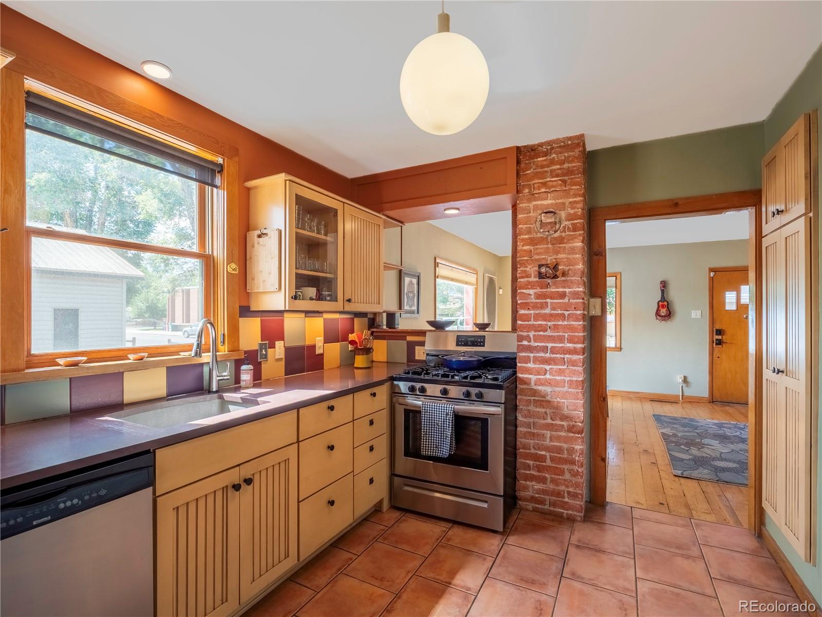 MLS Image #11 for 218 e third street,salida, Colorado