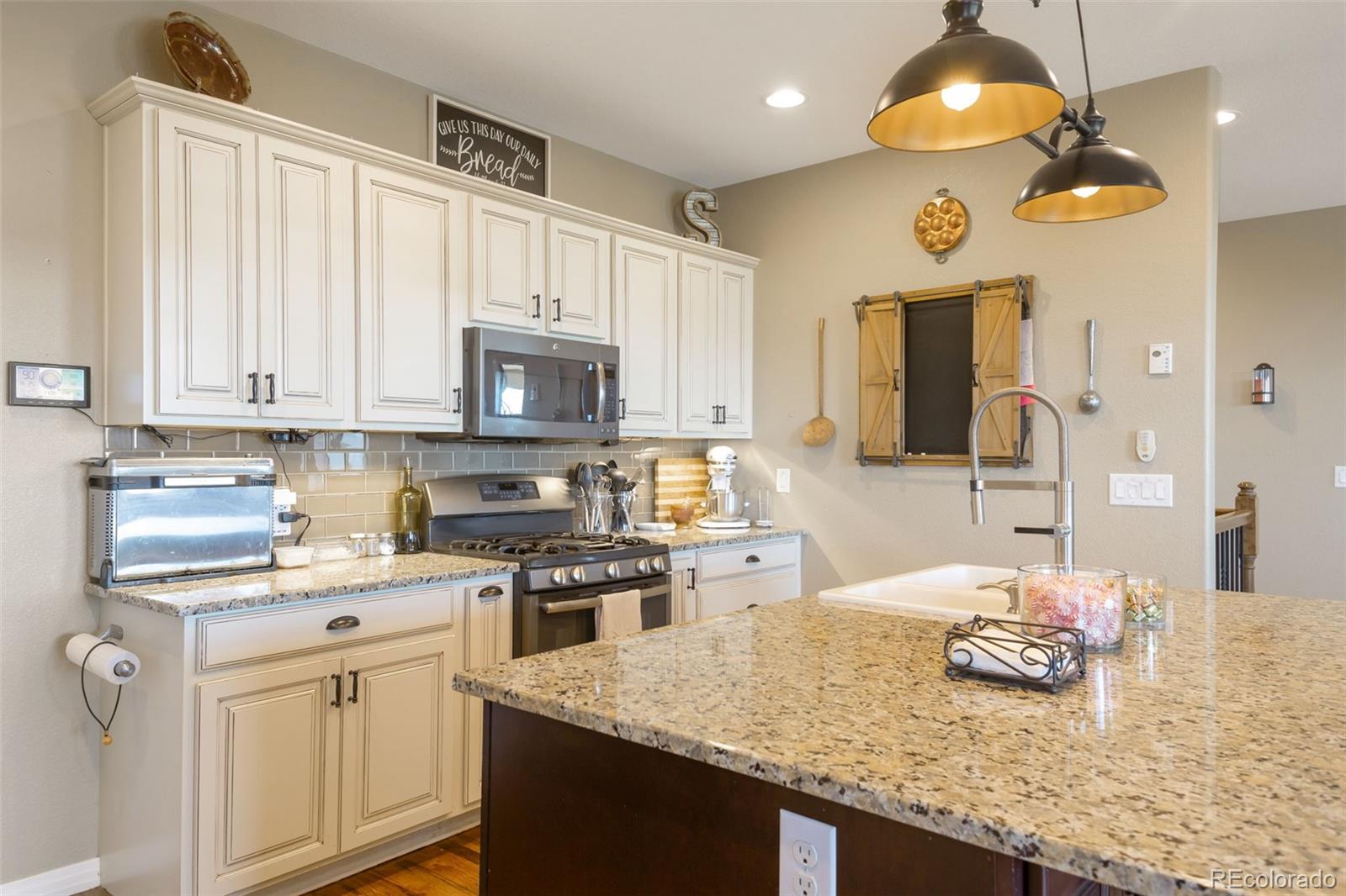 MLS Image #10 for 3560  zane gray loop,parker, Colorado