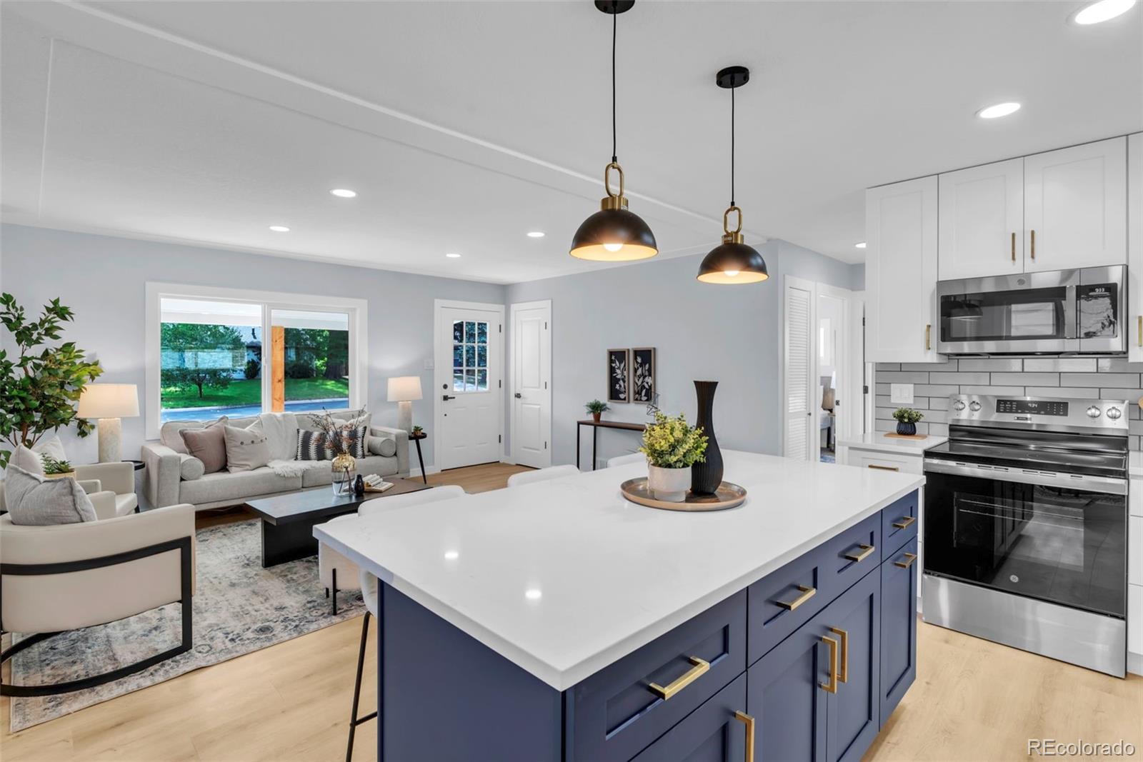 MLS Image #10 for 3323 s glencoe street,denver, Colorado