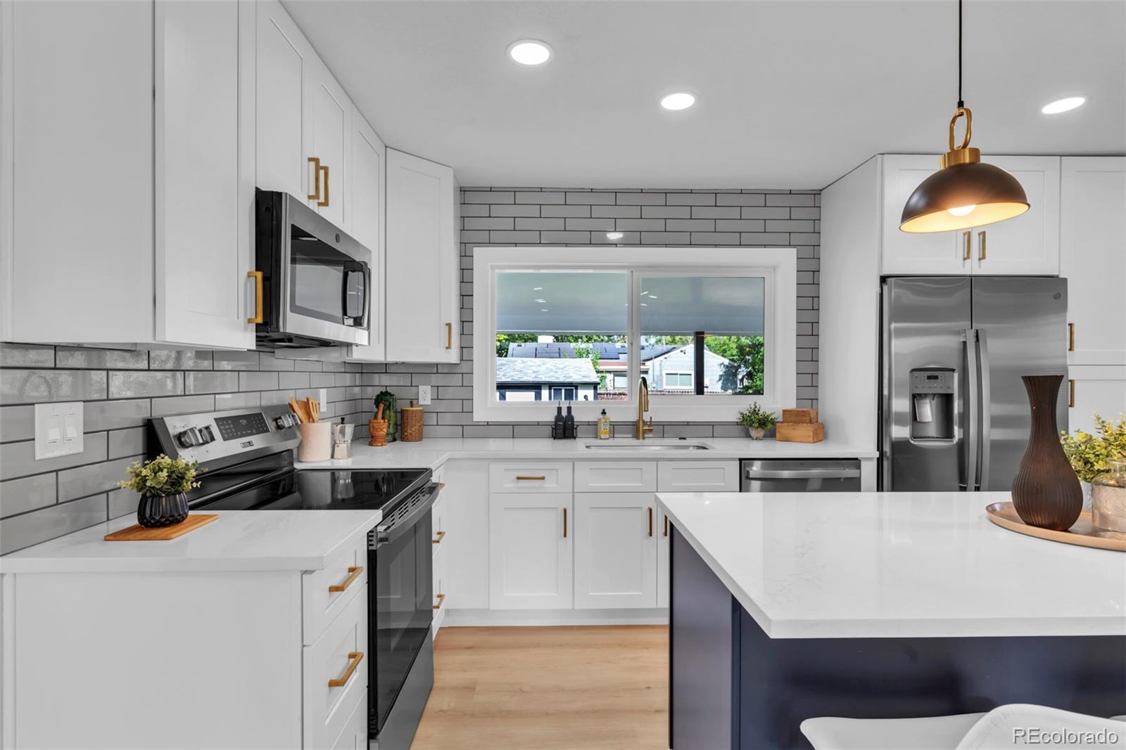 MLS Image #11 for 3323 s glencoe street,denver, Colorado