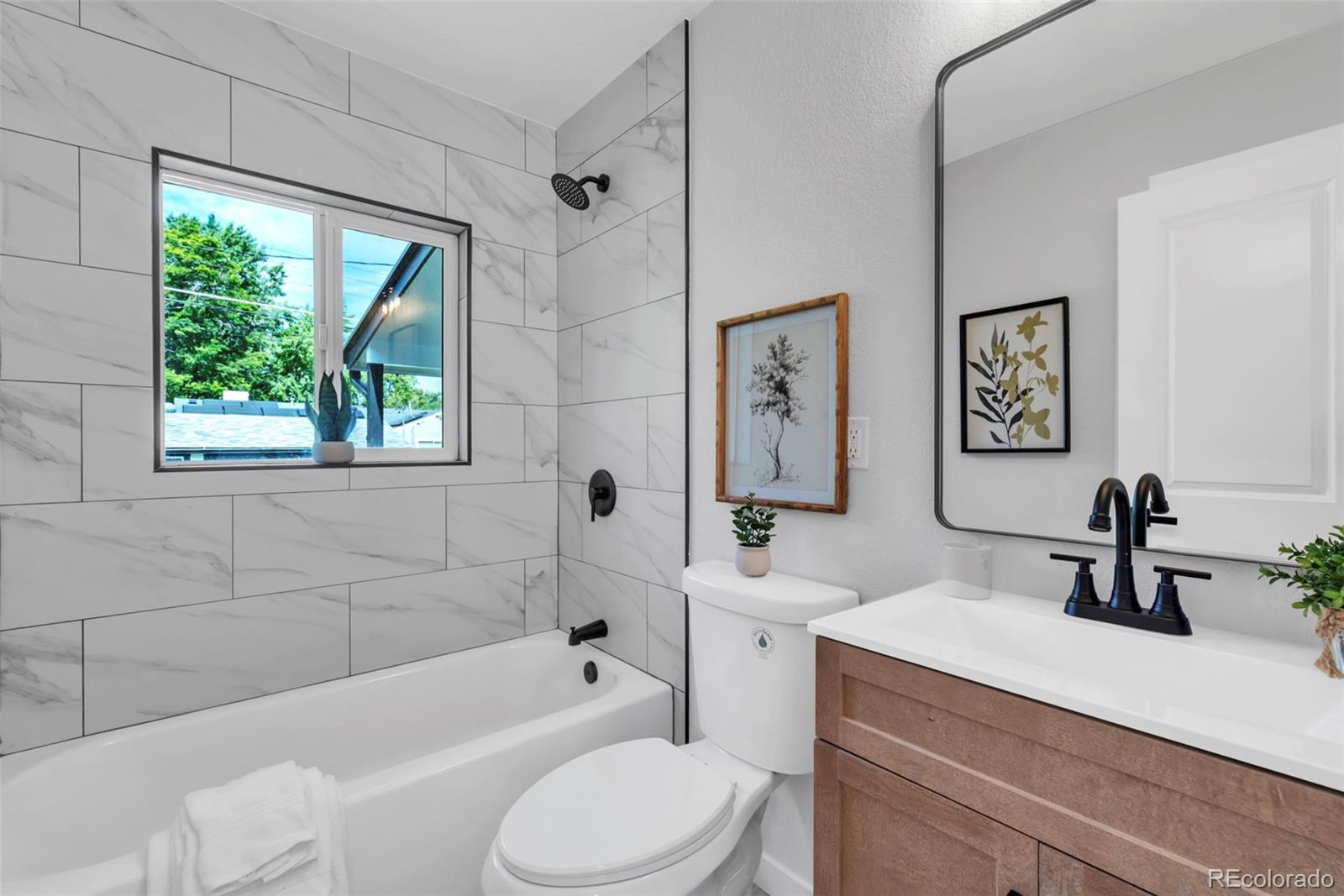 MLS Image #13 for 3323 s glencoe street,denver, Colorado