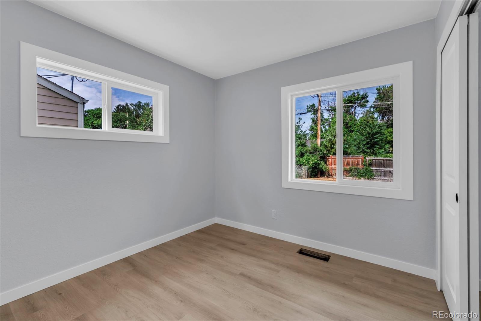 MLS Image #16 for 3323 s glencoe street,denver, Colorado