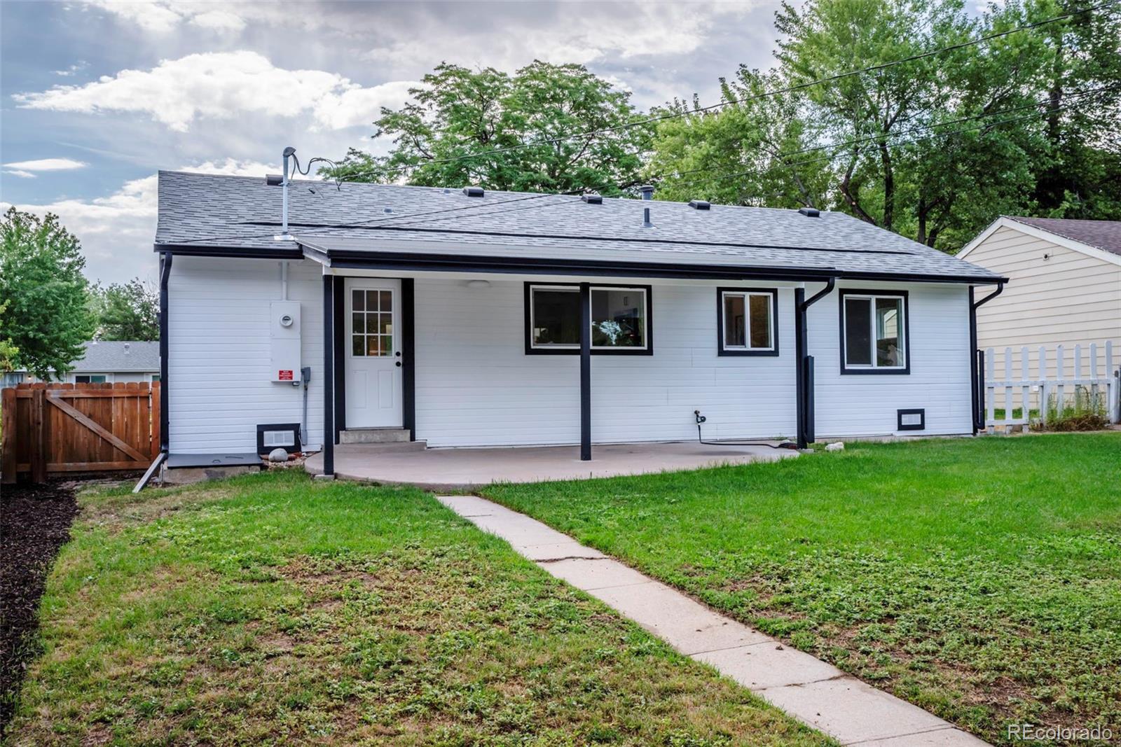 MLS Image #19 for 3323 s glencoe street,denver, Colorado