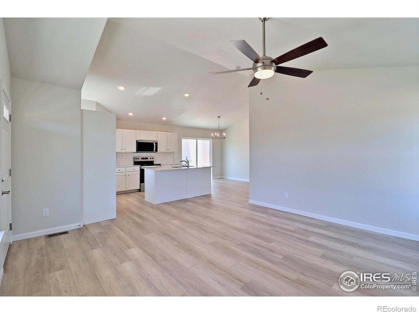 MLS Image #4 for 4315  primrose lane,evans, Colorado