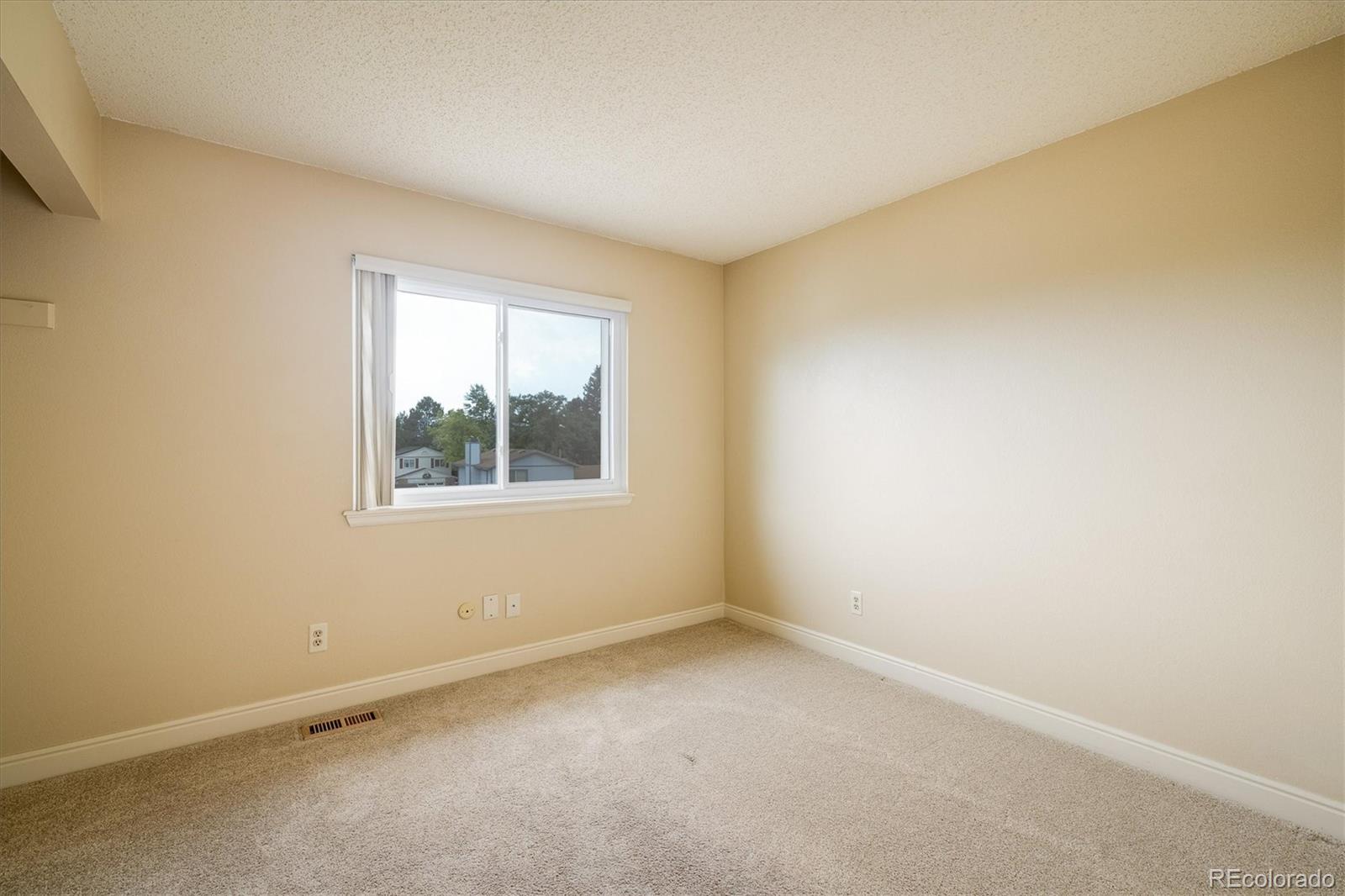 MLS Image #22 for 8485 s piney point street,highlands ranch, Colorado