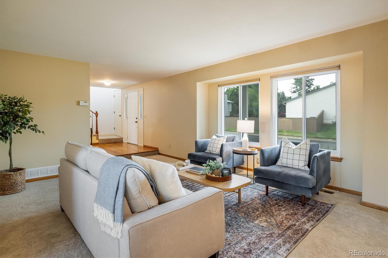 MLS Image #3 for 8485 s piney point street,highlands ranch, Colorado