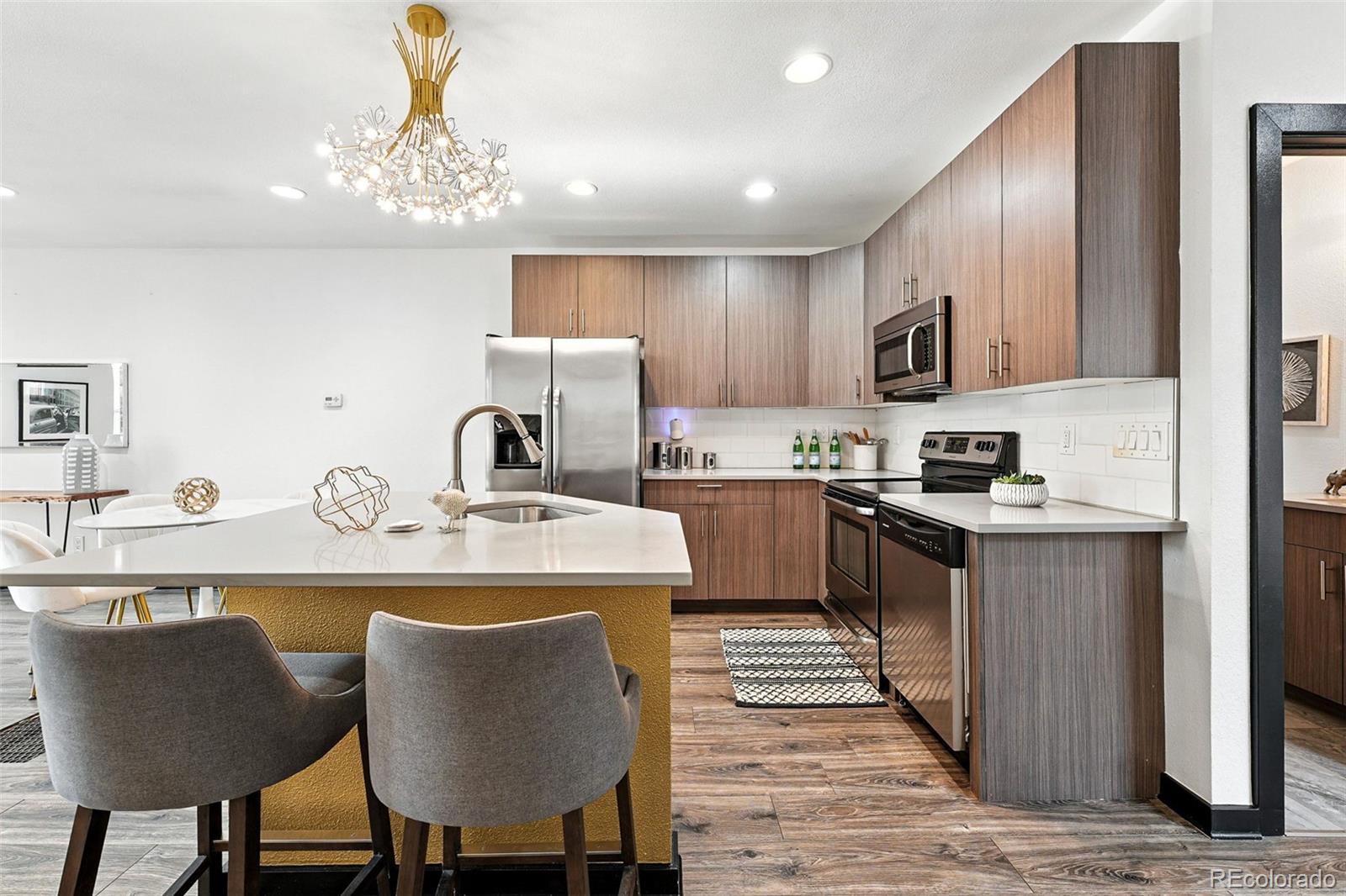 MLS Image #7 for 856  fox street,denver, Colorado