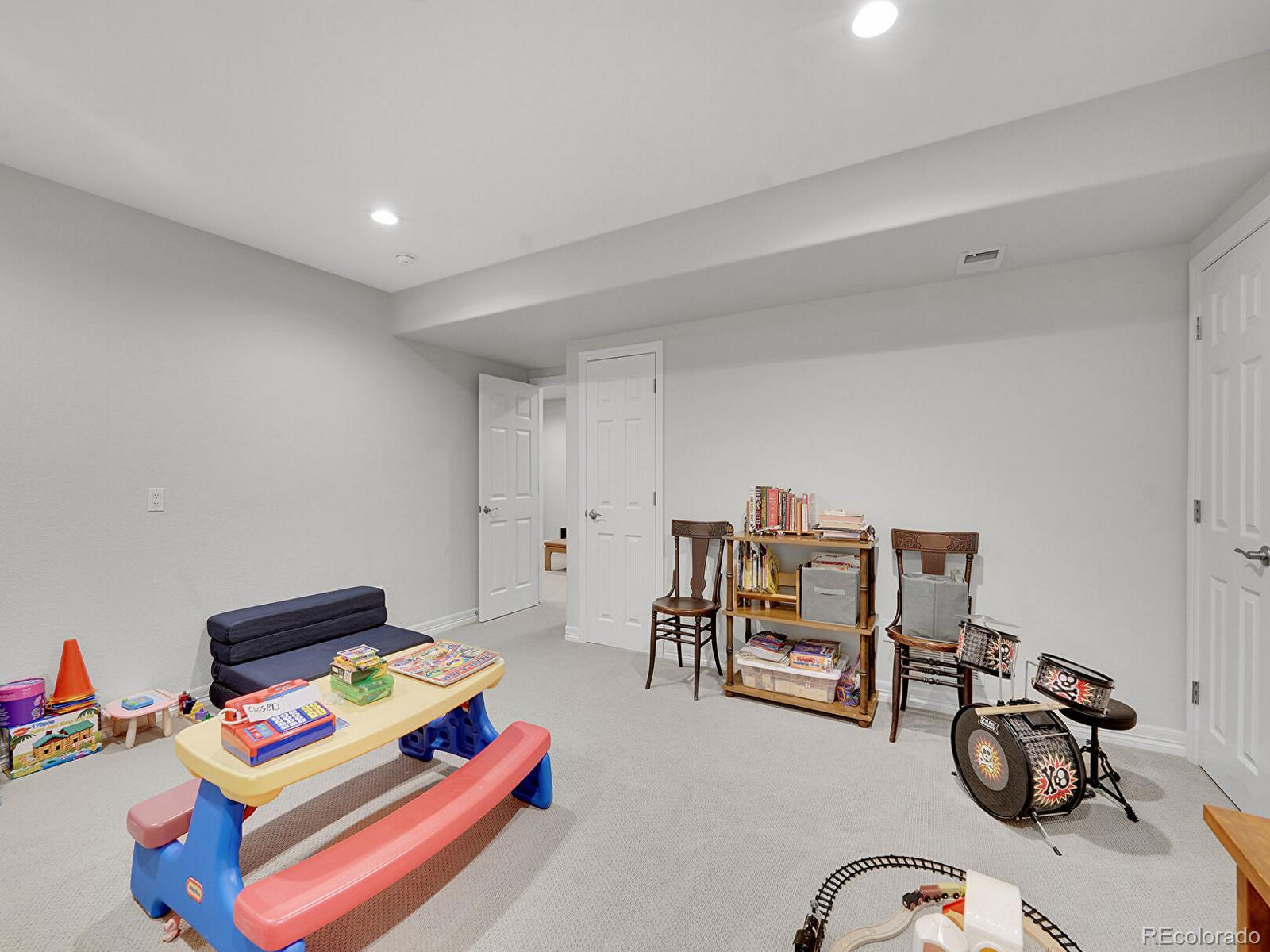 MLS Image #27 for 7628  pineridge terrace,castle pines, Colorado