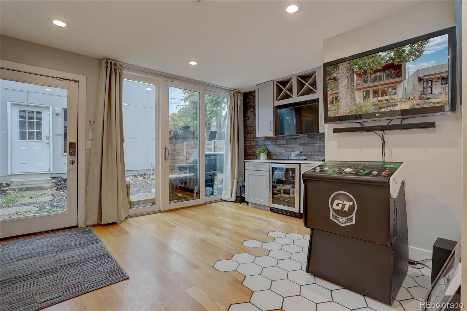 MLS Image #11 for 3719  mariposa street,denver, Colorado