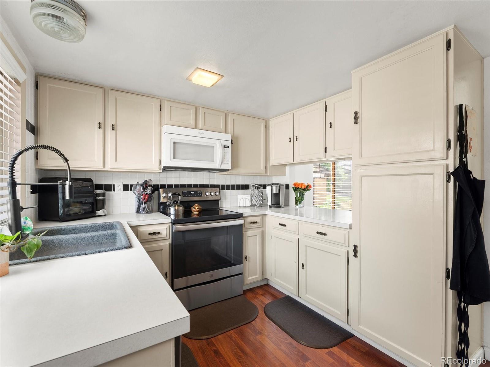 MLS Image #10 for 16056 e ithaca place,aurora, Colorado
