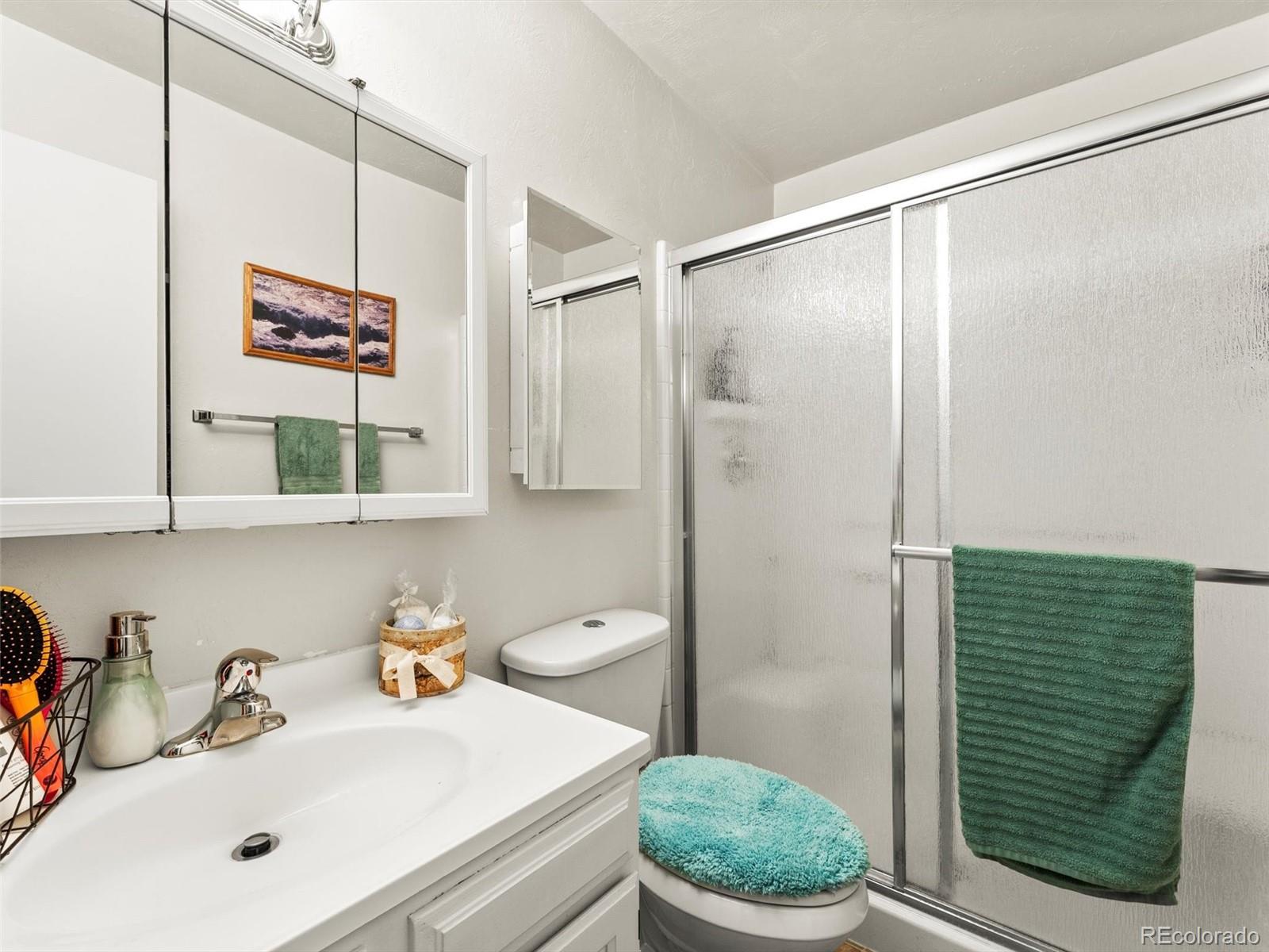 MLS Image #16 for 16056 e ithaca place,aurora, Colorado