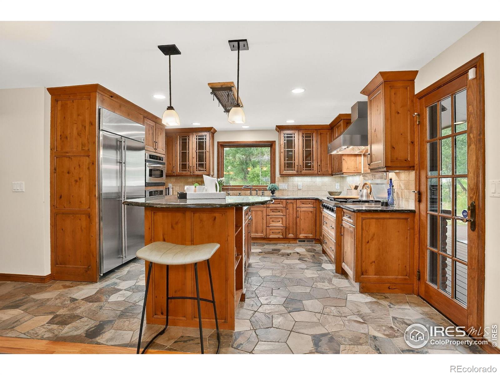 MLS Image #10 for 31820 s saint vrain drive,lyons, Colorado
