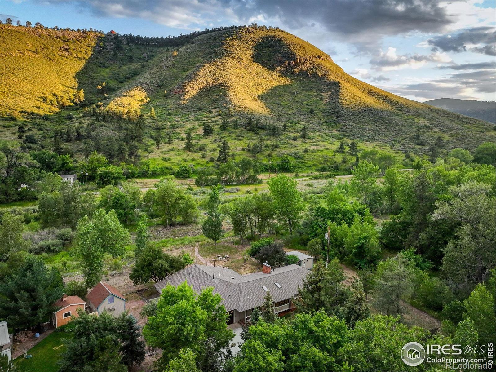 MLS Image #33 for 31820 s saint vrain drive,lyons, Colorado