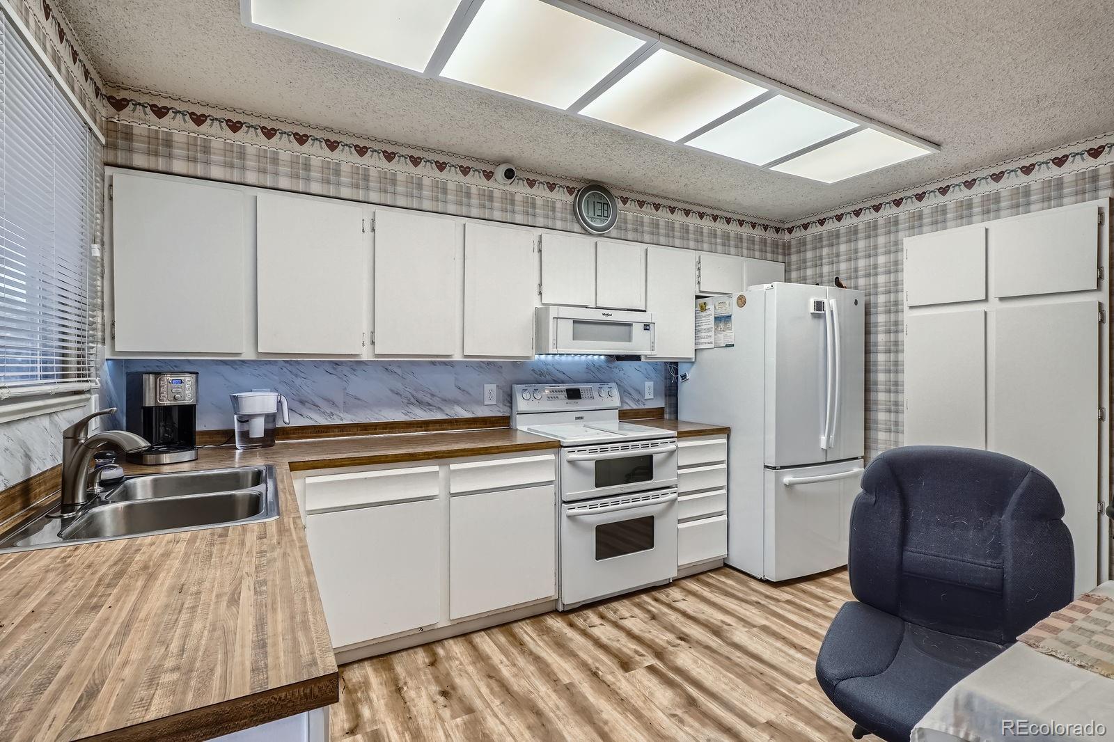 MLS Image #10 for 6314 s johnson street,littleton, Colorado