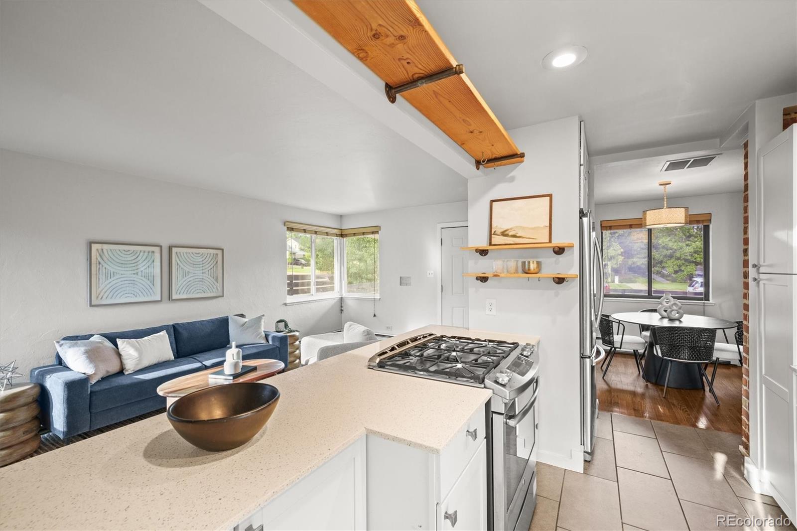 MLS Image #11 for 851  quebec street,denver, Colorado