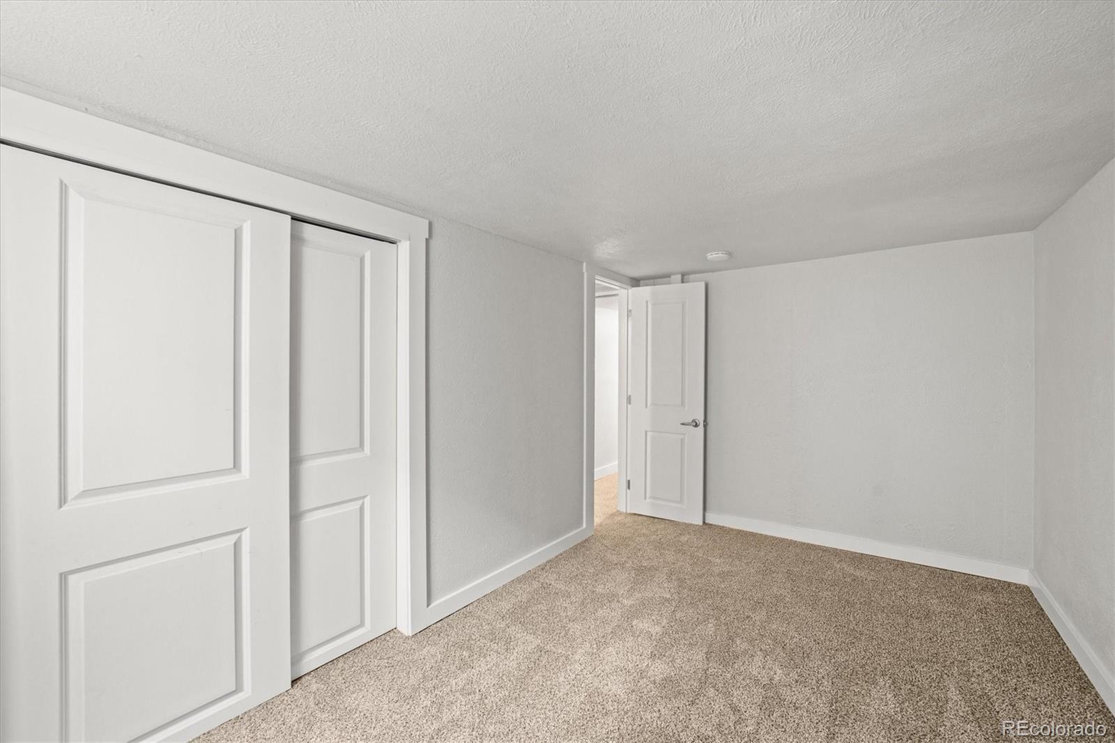 MLS Image #23 for 851  quebec street,denver, Colorado