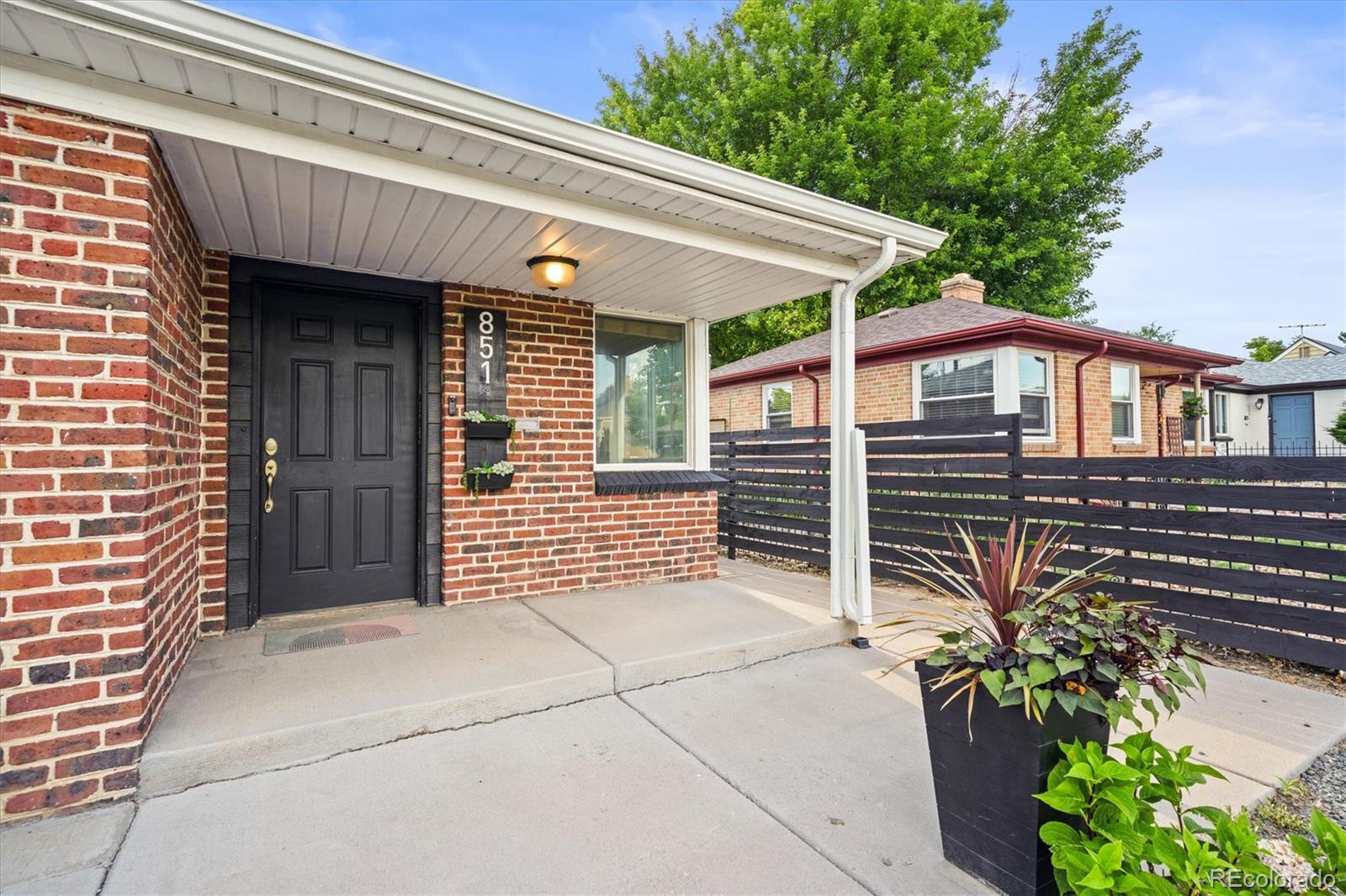 MLS Image #37 for 851  quebec street,denver, Colorado