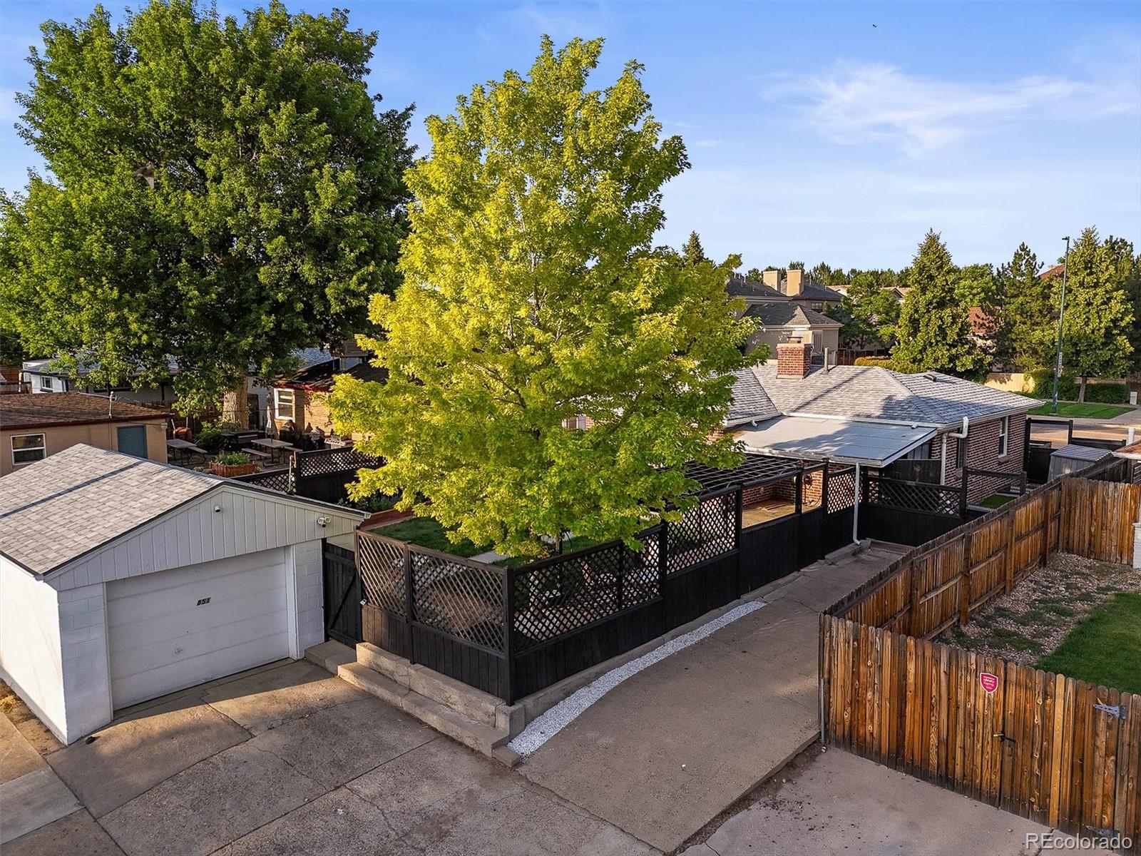 MLS Image #40 for 851  quebec street,denver, Colorado
